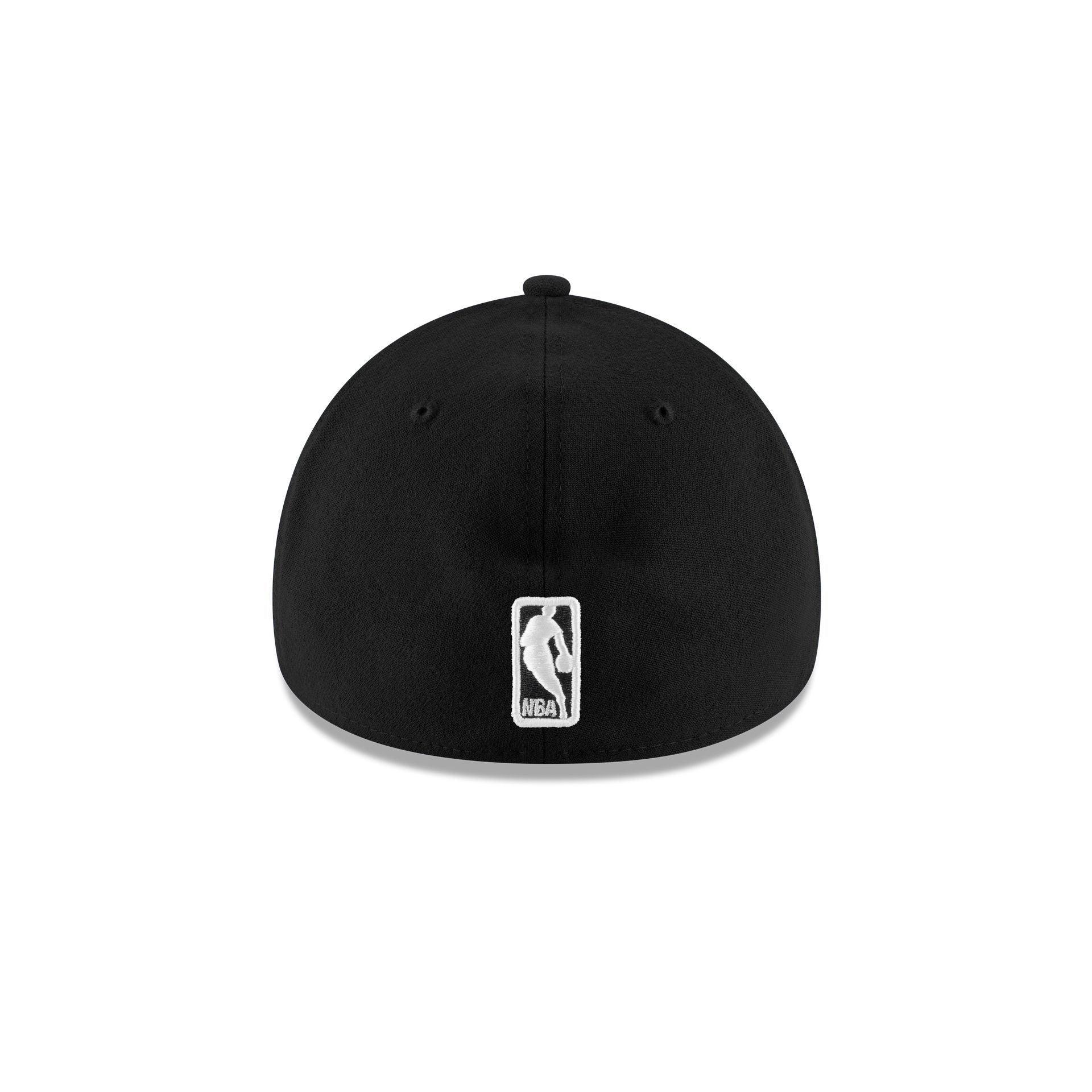 New York Knicks Team Classic 39THIRTY Stretch Fit Hat Male Product Image