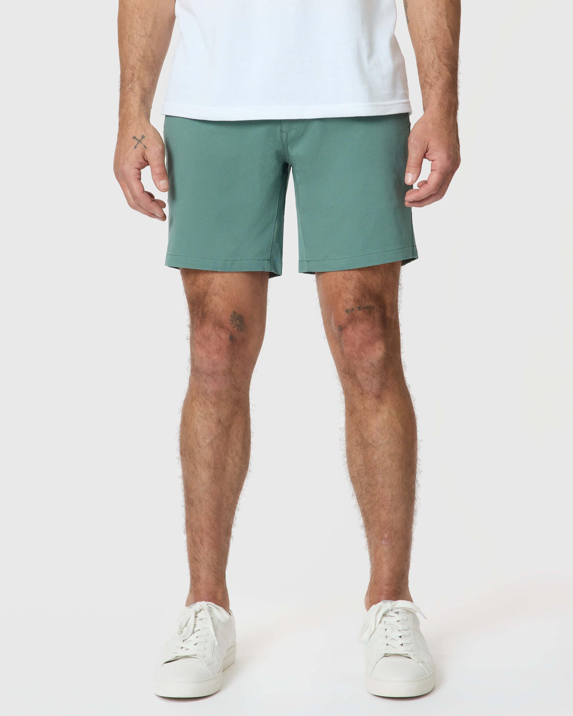 7" Moss Classic Twill Shorts Product Image