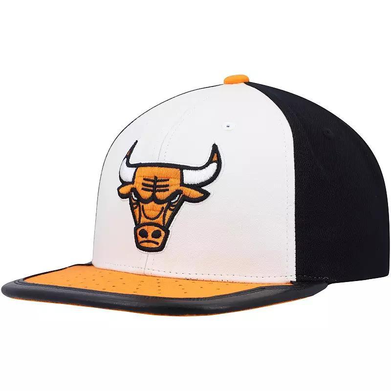 Men's Mitchell & Ness White/Orange Chicago Bulls Day One Snapback Hat Product Image