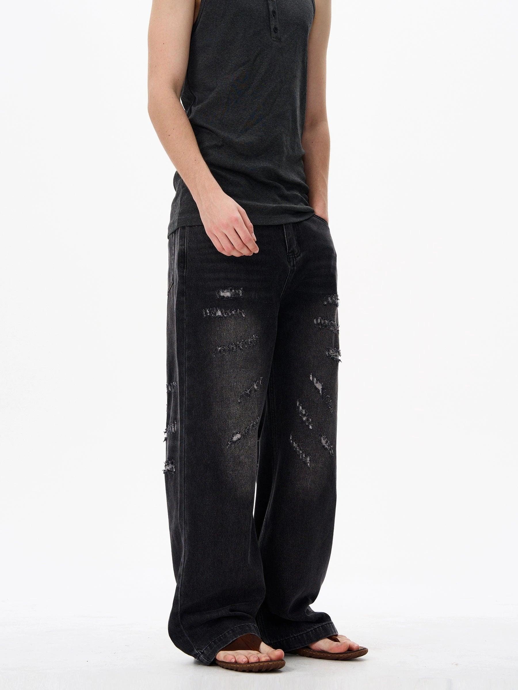 RT No. 18145 DARK GRAY DISTRESSED STRAIGHT JEANS Product Image