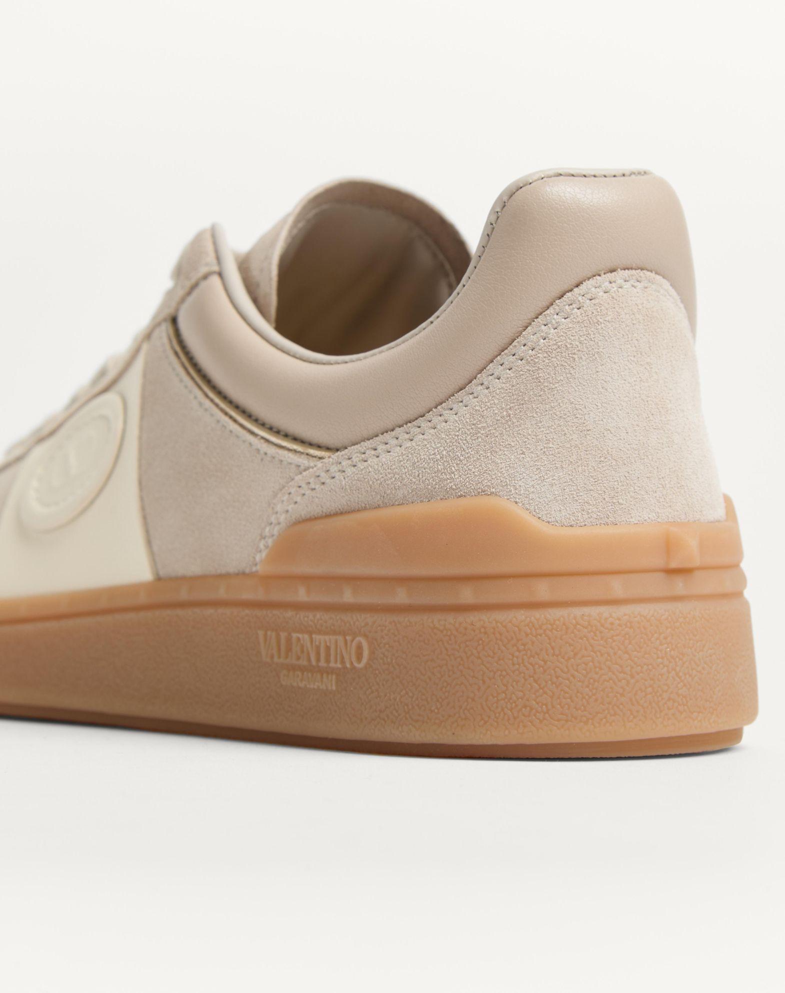Upvillage Crosta Sneaker Product Image