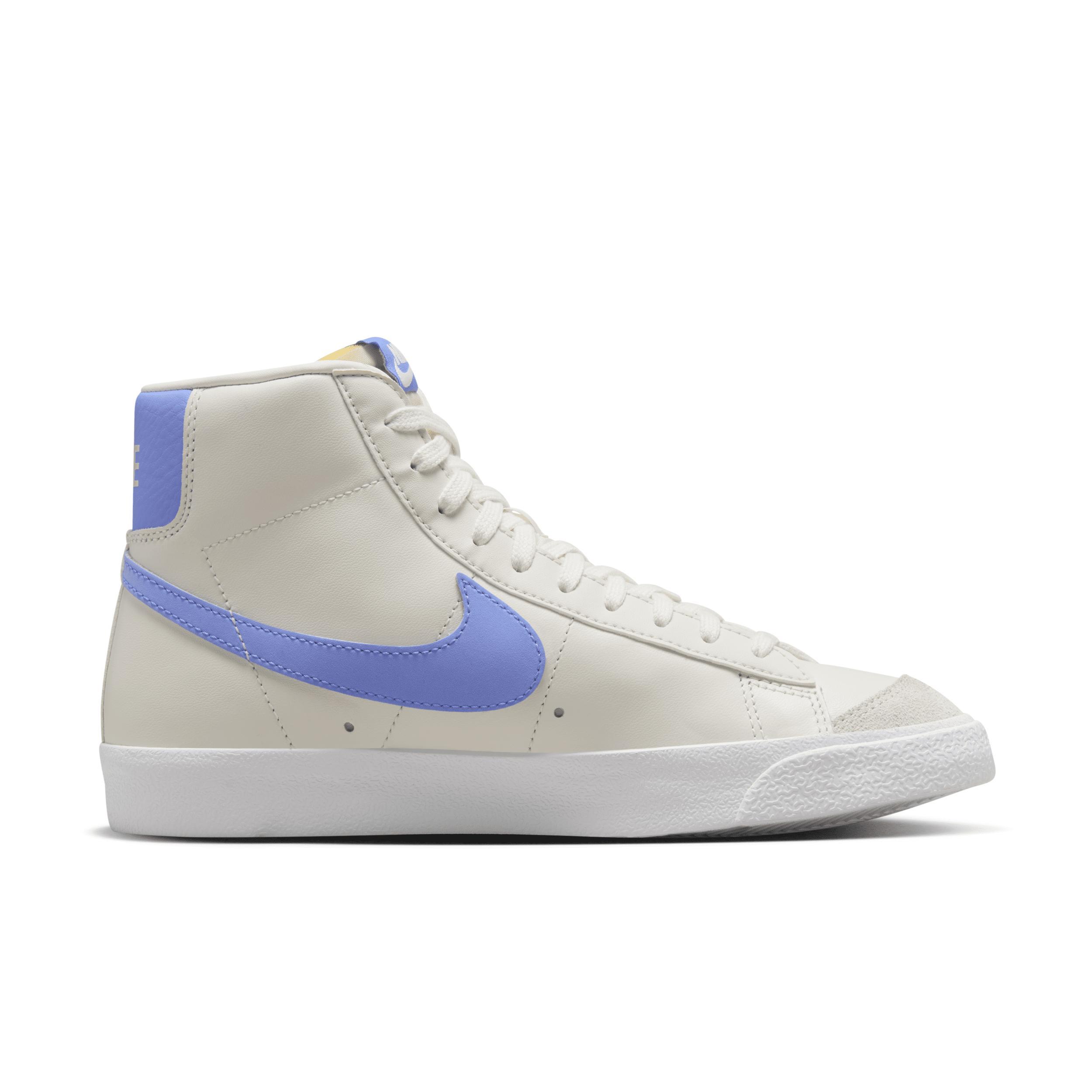 Nike Blazer Mid '77 Women's Shoes Product Image