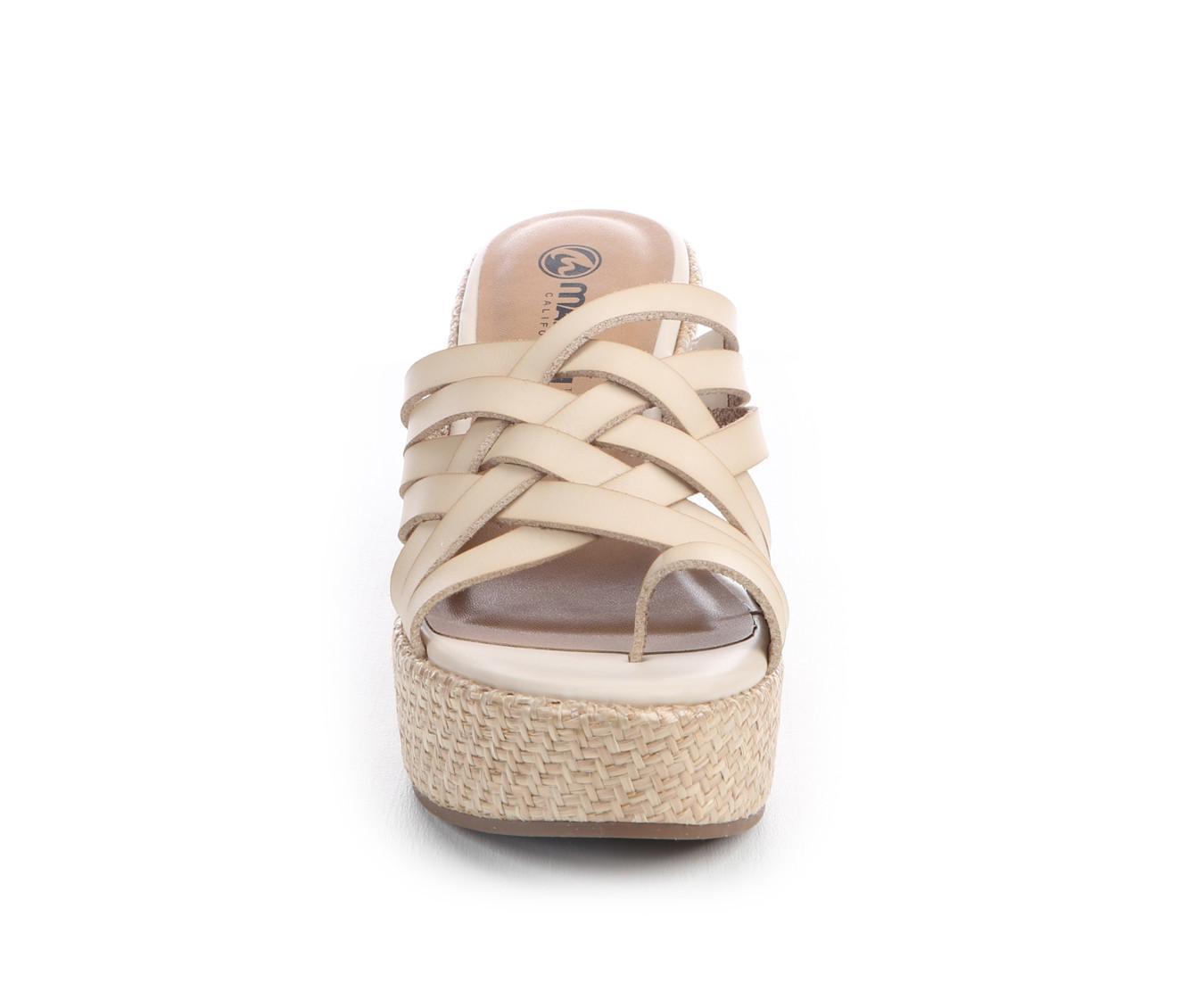 Women's Makalu Coral Platform Wedge Sandals Product Image