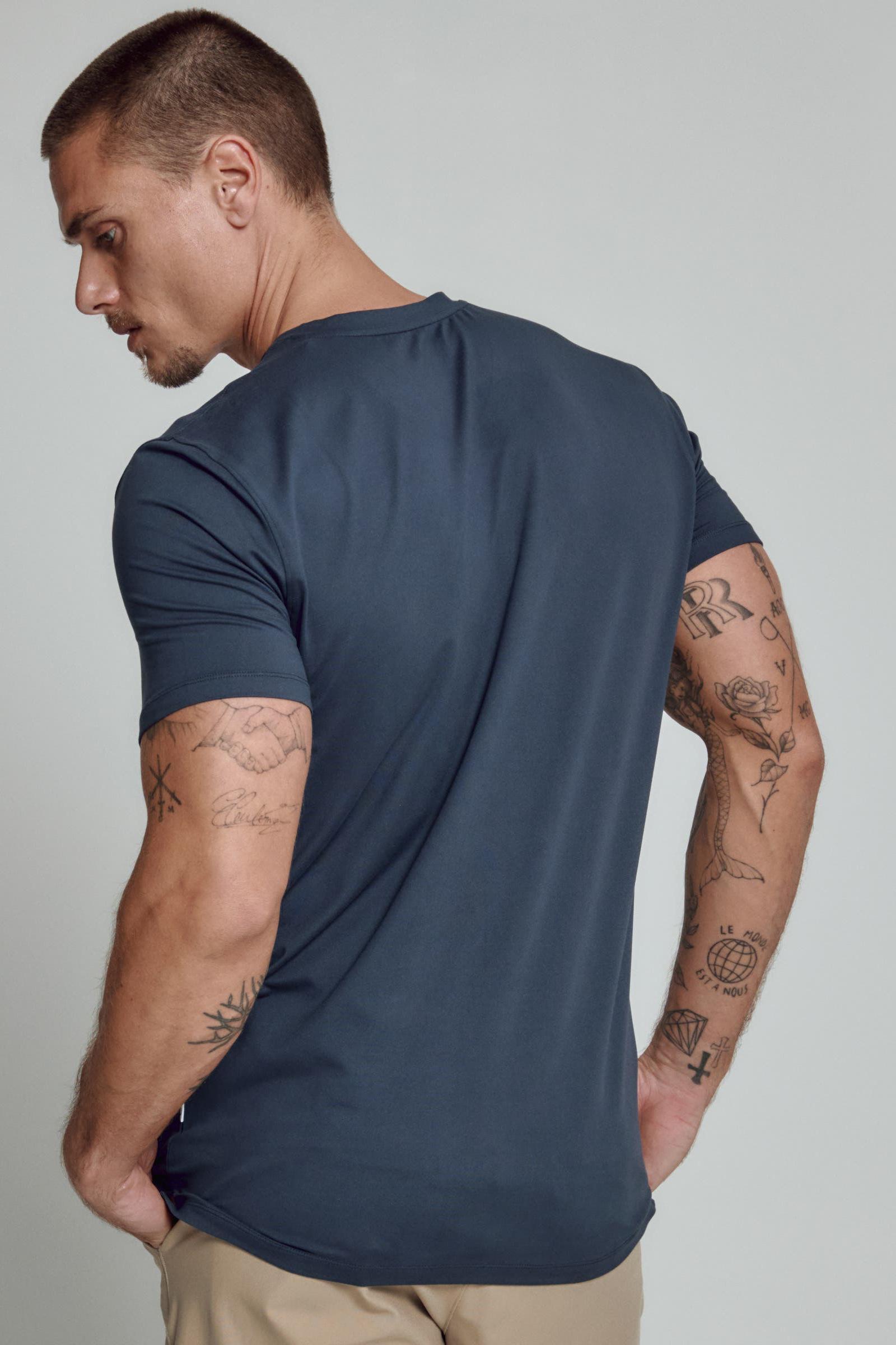 Core™ V-Neck Tee - Island Blue Product Image