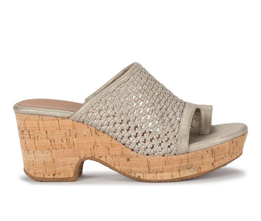 Women's Baretraps Bethie Wedge Sandals Product Image