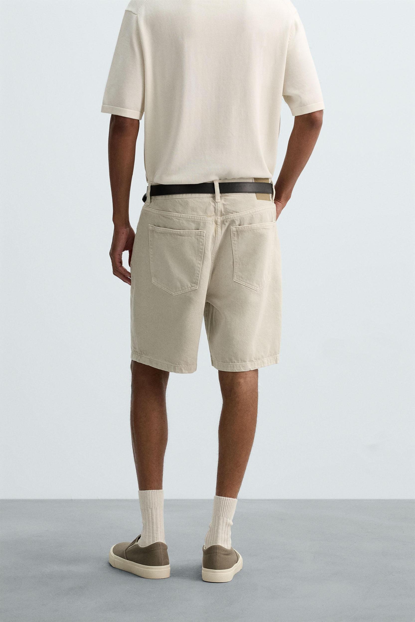 REGULAR FIT DENIM SHORTS Product Image