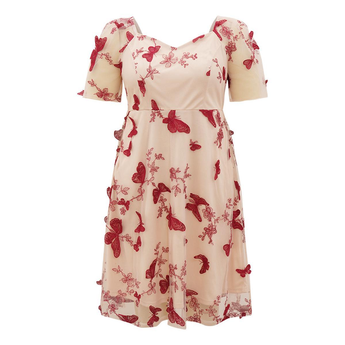 Plus Size Silhouette Floral Print Mesh Puff Sleeve Dress Beige Women Elegant Lined V-neck Half Sleeve Curvy Midi Dress BloomChic 22-24/3X Product Image