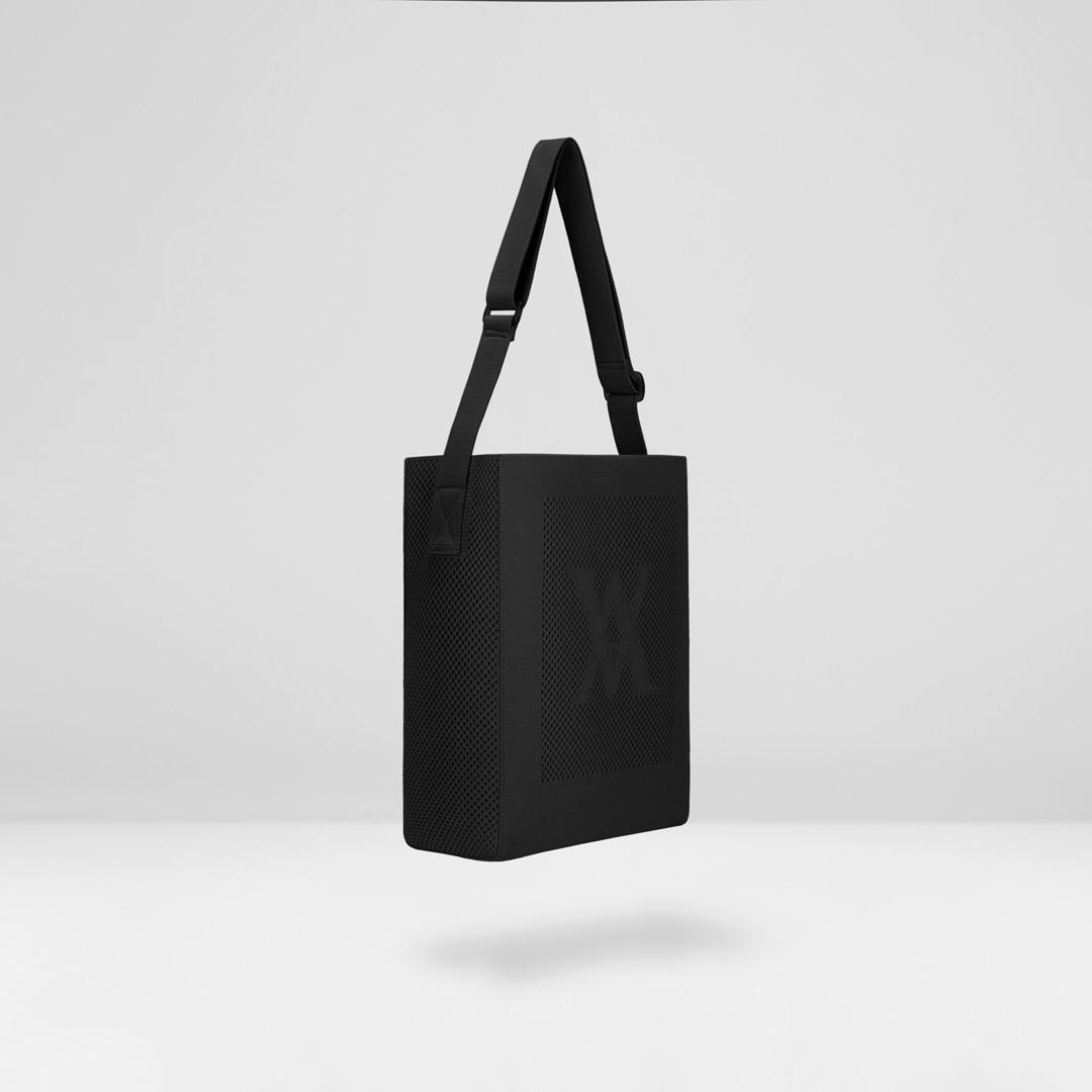 The Casual Messenger (Harper) Product Image