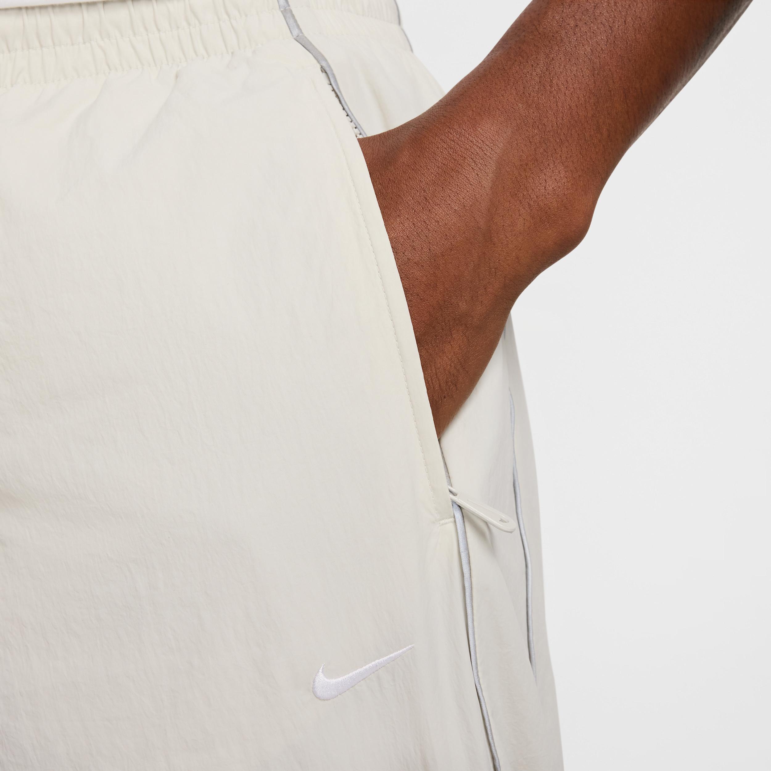 Nike Solo Swoosh Men's Track Pants Product Image