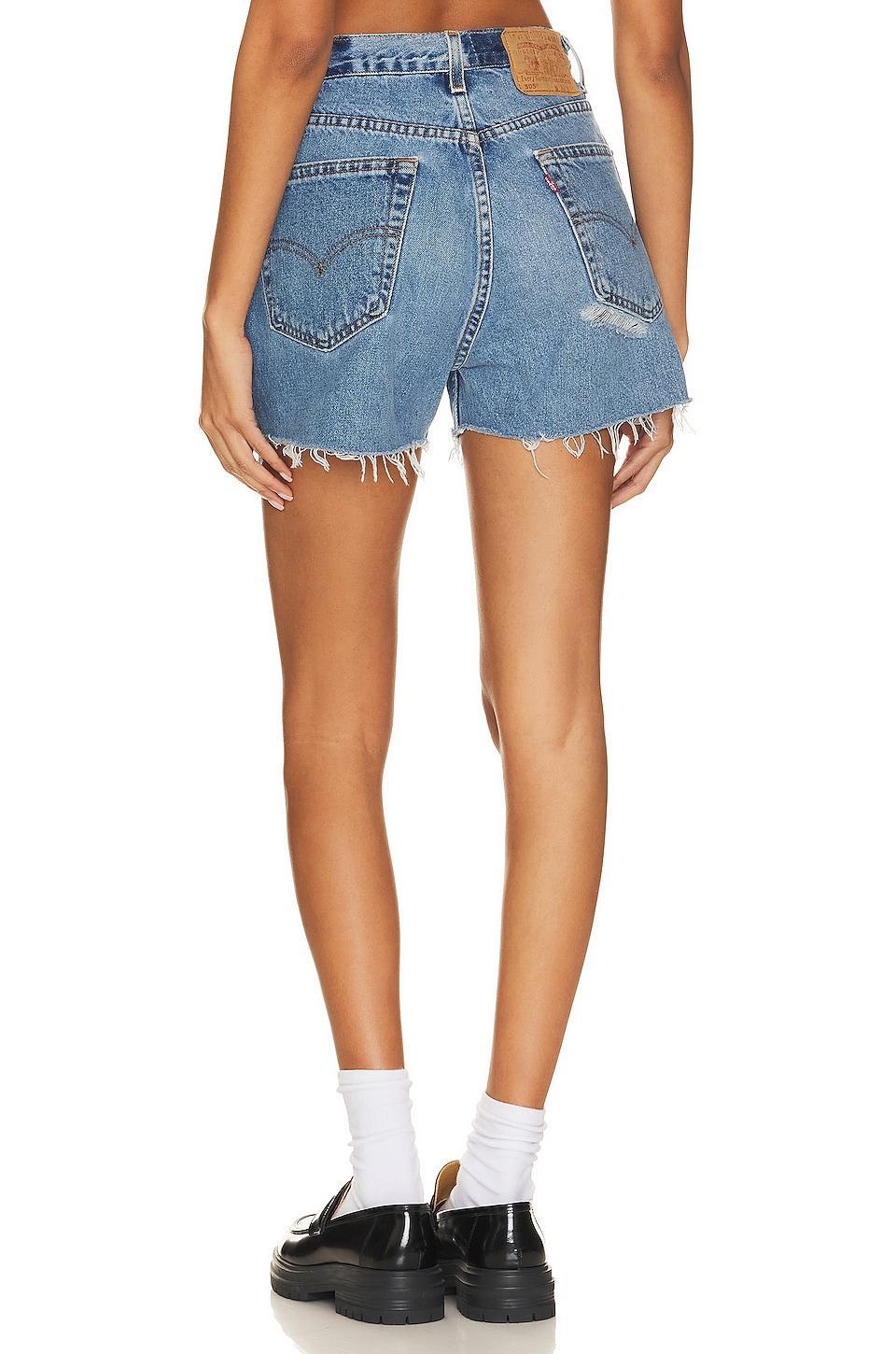 Ali Relaxed Short aligrace Product Image