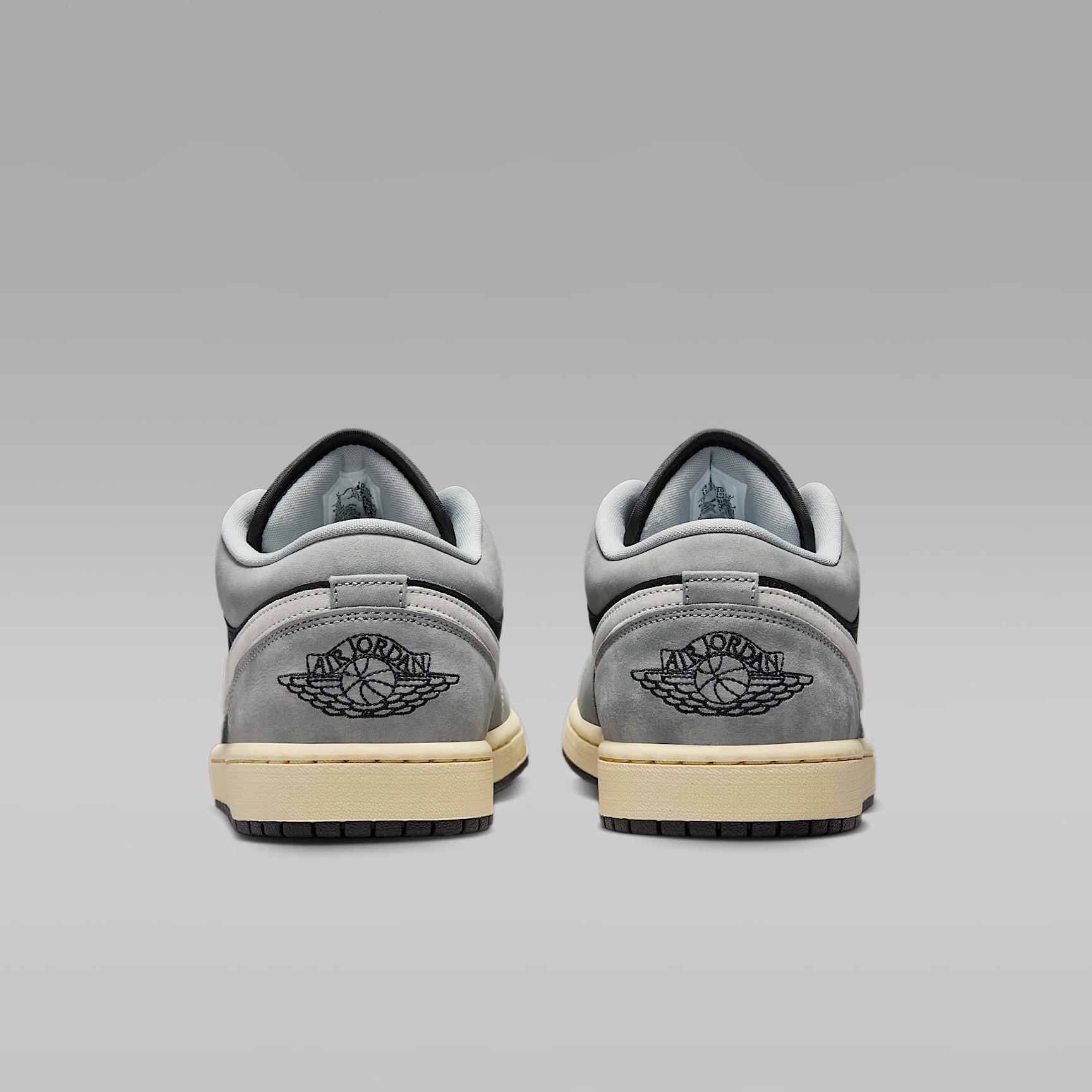 Men's Air Jordan 1 Low SE Shoes Product Image