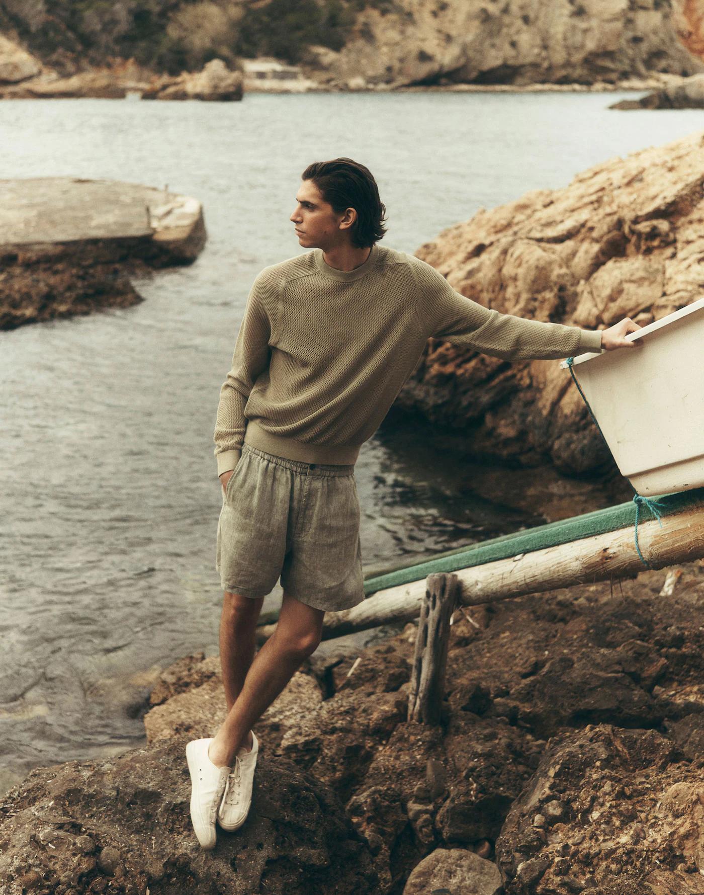 Everywear Short in Linen Product Image