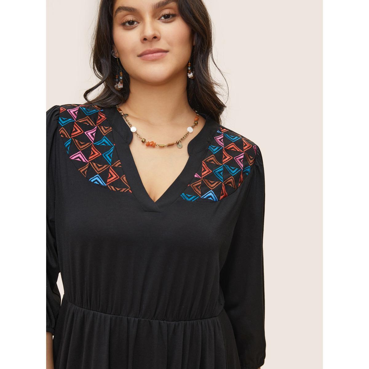 Plus Size Geometric Contrast Embroidered Elastic Waist Dress Black Women Resort Non V-neck Elbow-length sleeve Curvy Midi Dress BloomChic 28/5X Product Image
