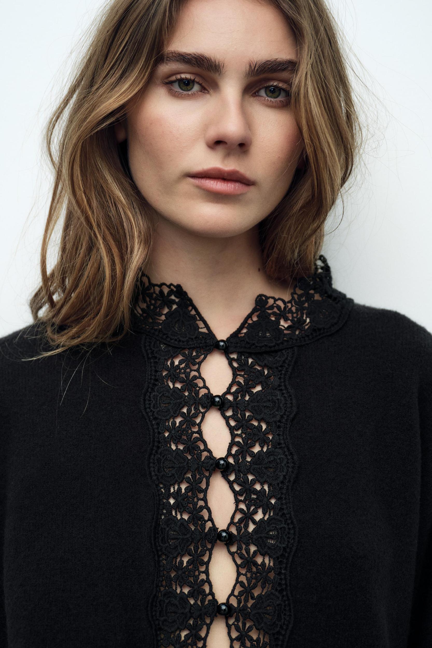FULL SLEEVE KNIT CARDIGAN Product Image