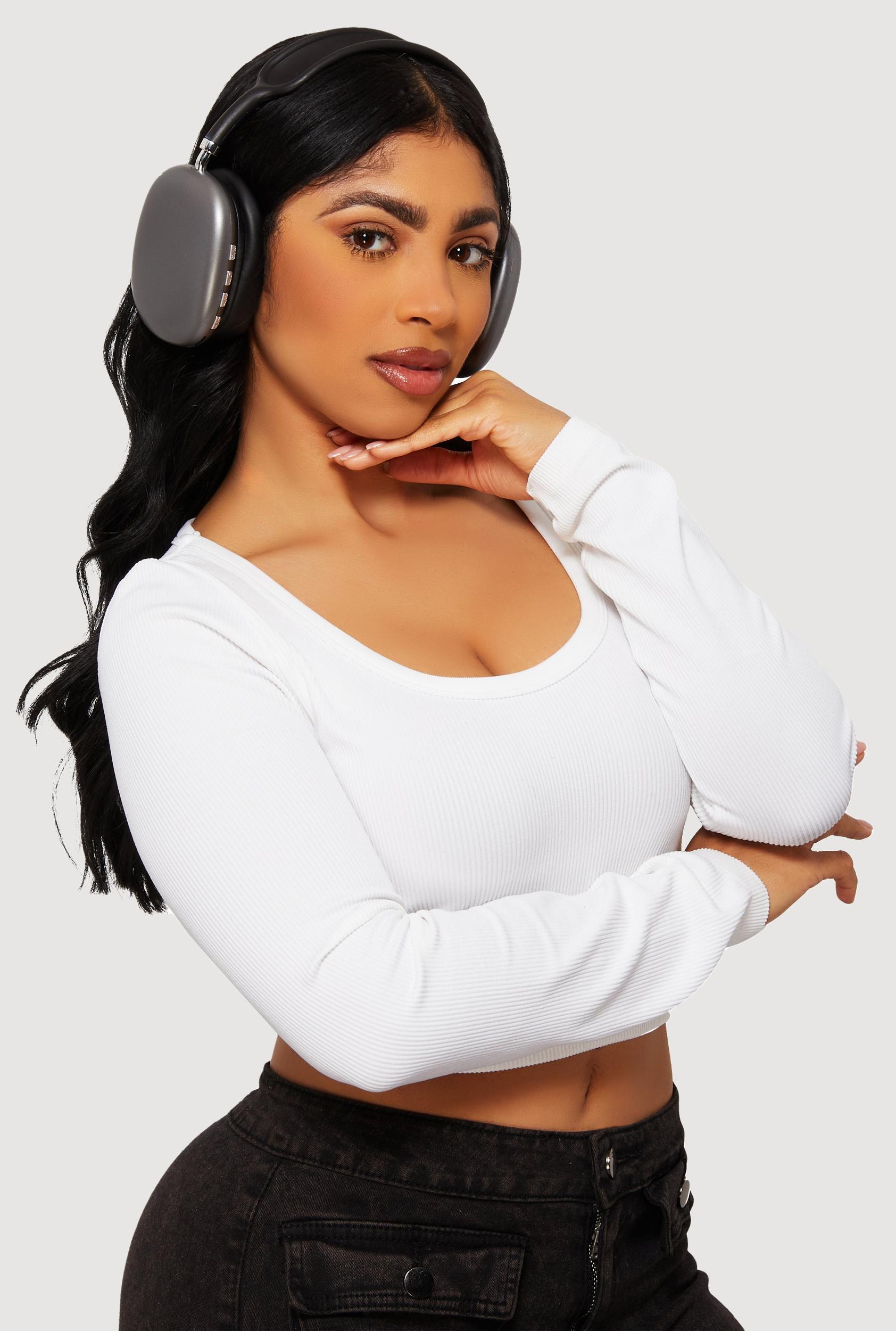 Wireless Bluetooth Over Ear Headphones Male Product Image