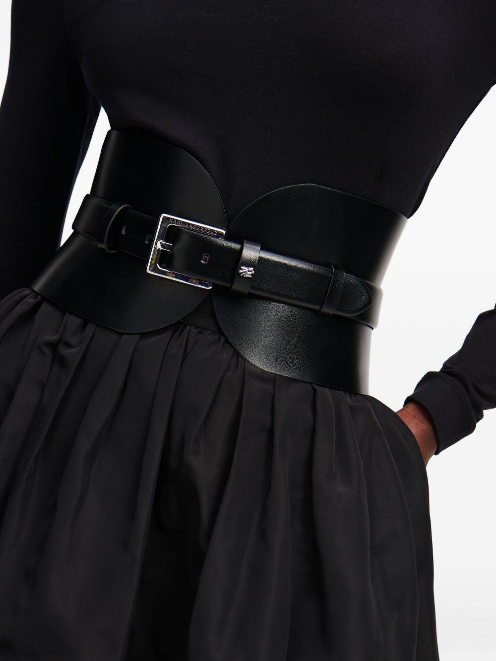 Essential Multifunction leather belt Product Image
