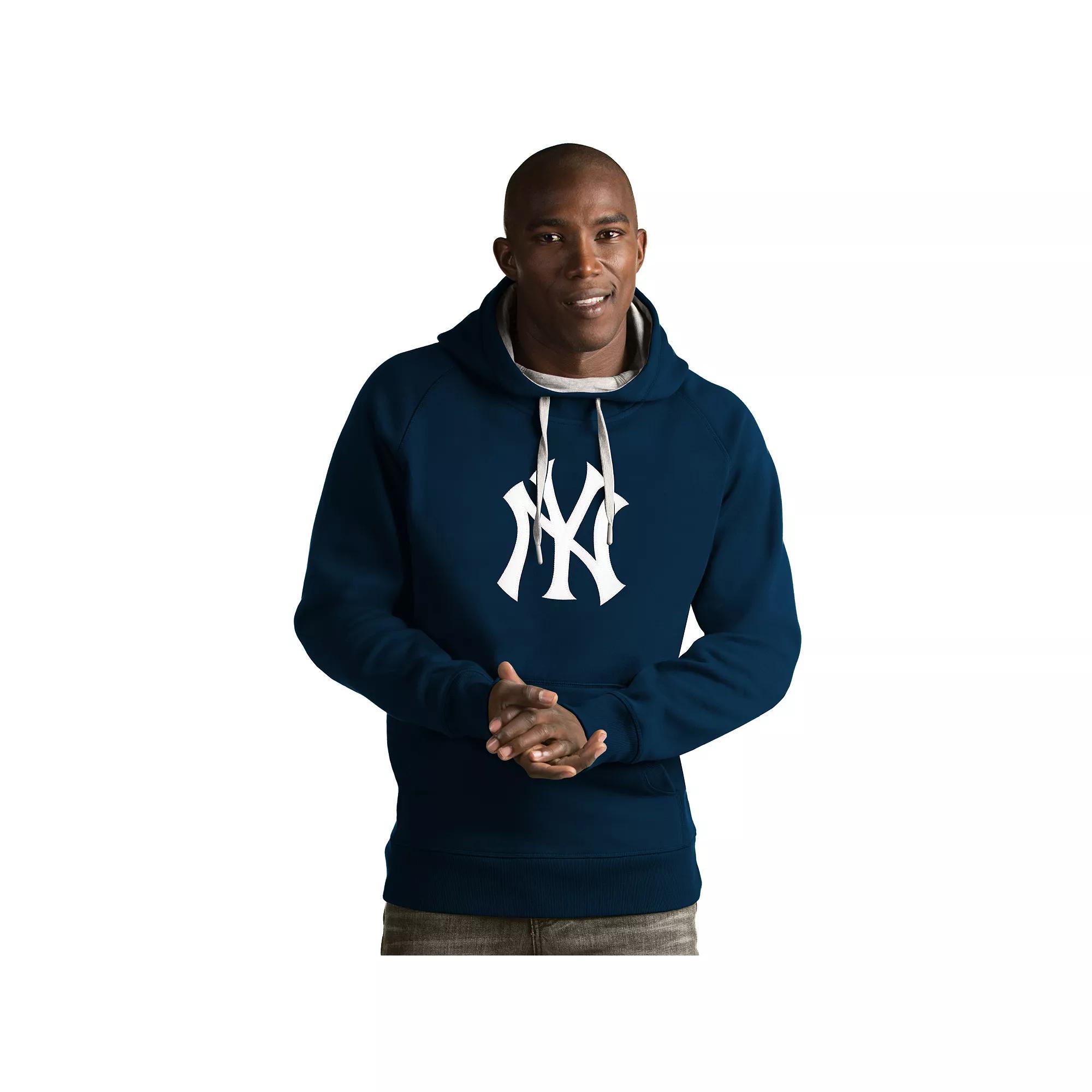 Mens Antigua New York Yankees Victory Logo Hoodie Product Image