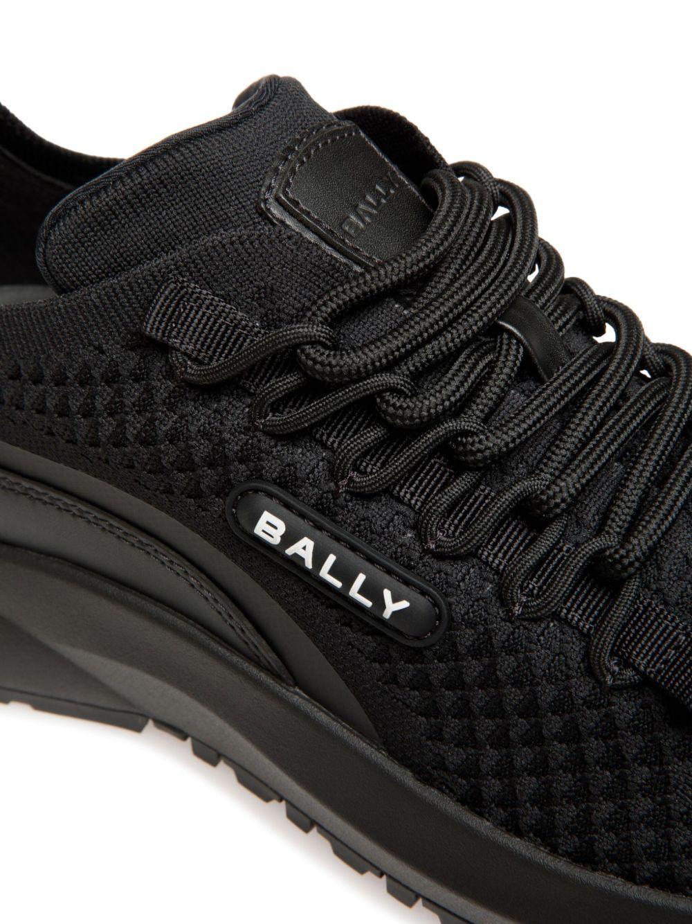 Outline sneakers Product Image