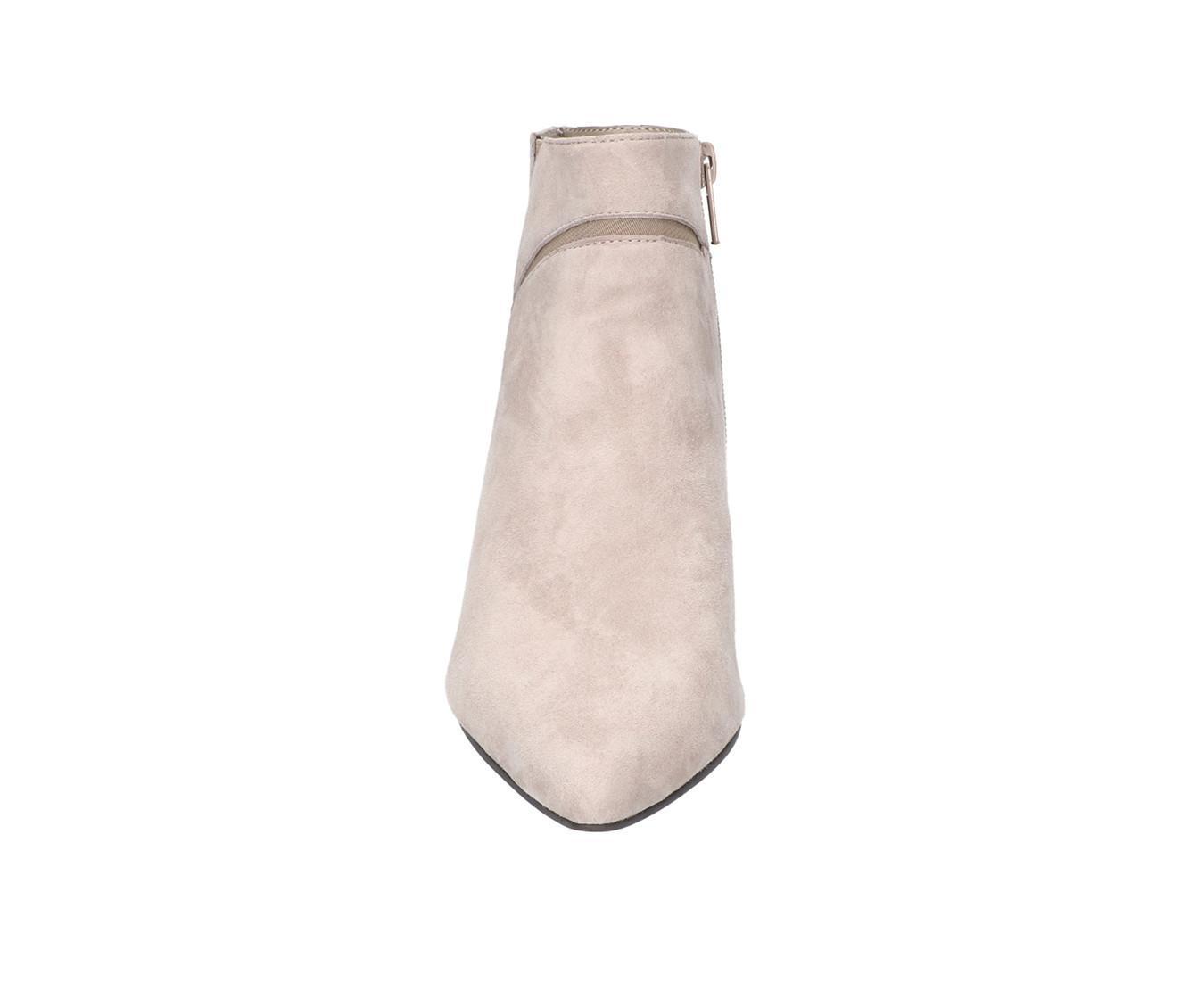 Women's Bella Vita Faraday Booties Product Image