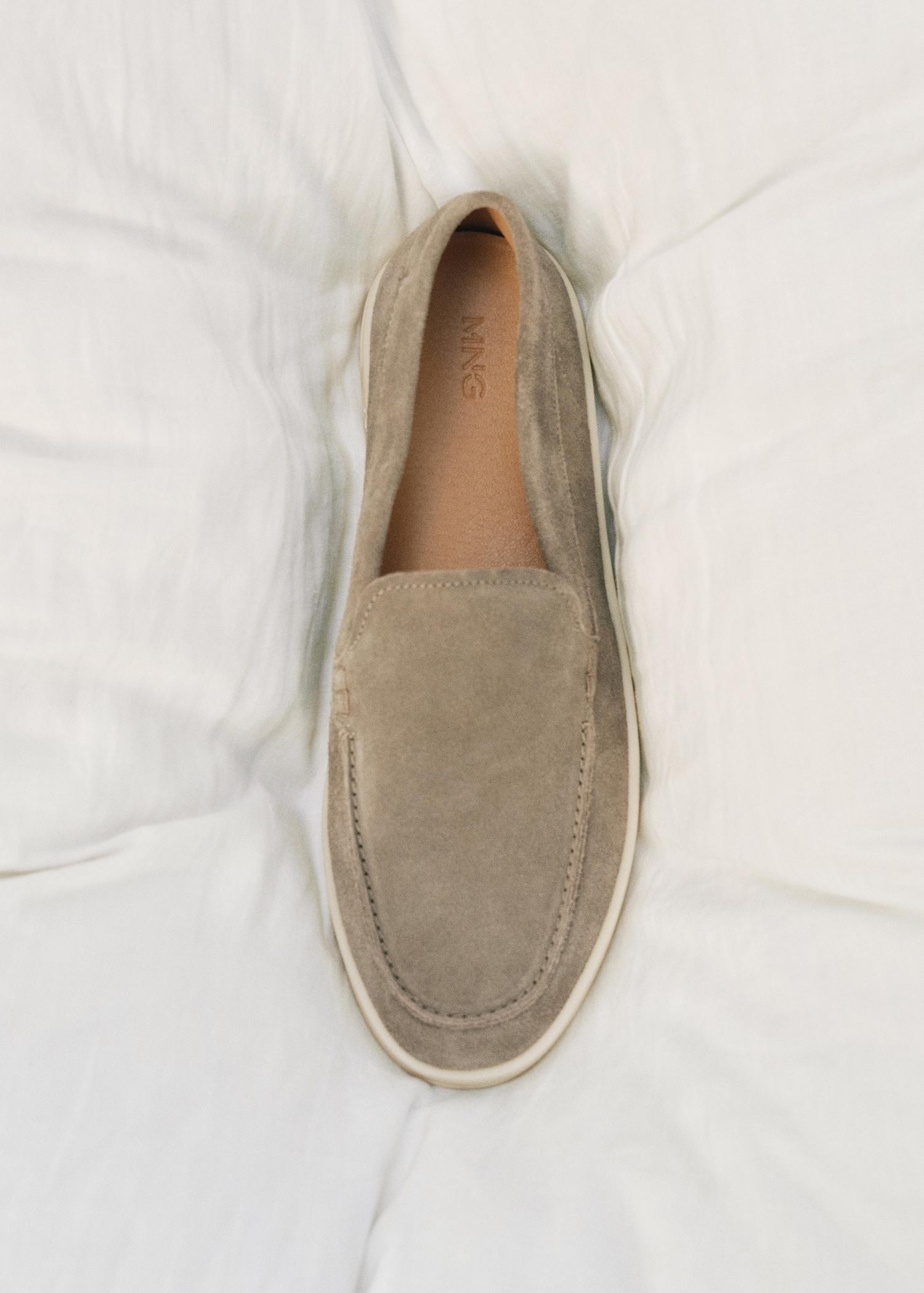 Split leather shoes - Men | MANGO USA Product Image