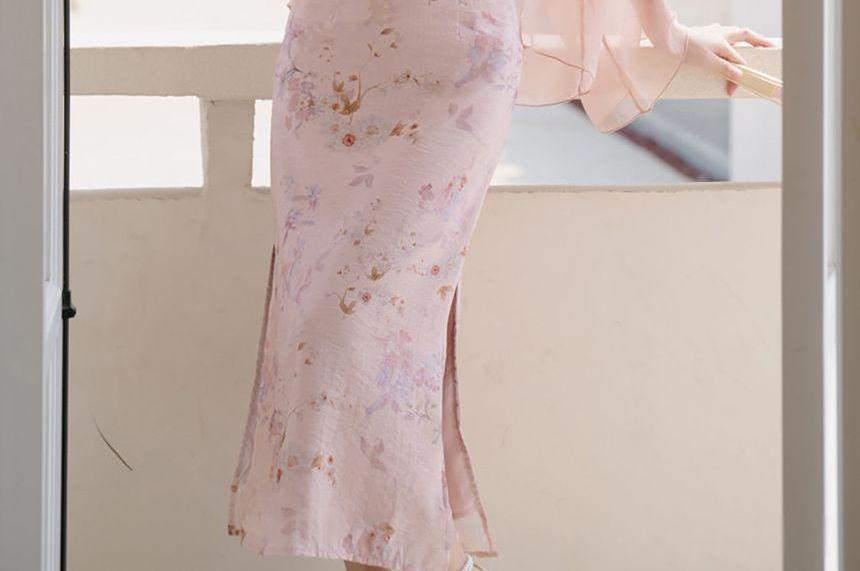 Sleeveless Halter Floral Midi Qipao / Light Jacket / Set Product Image