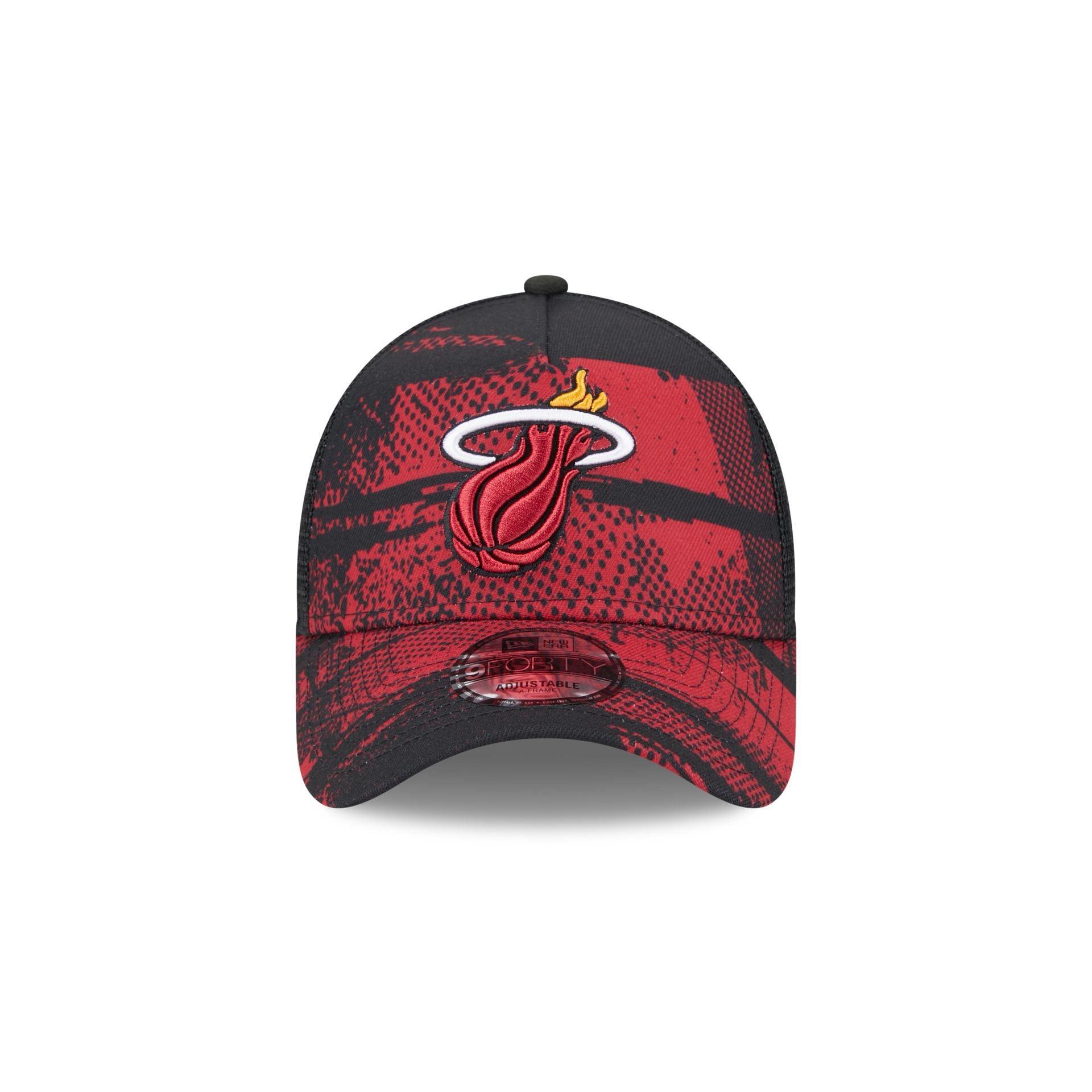 Atlanta Braves Logo Essentials Black 9FORTY A-Frame Snapback Hat Male Product Image