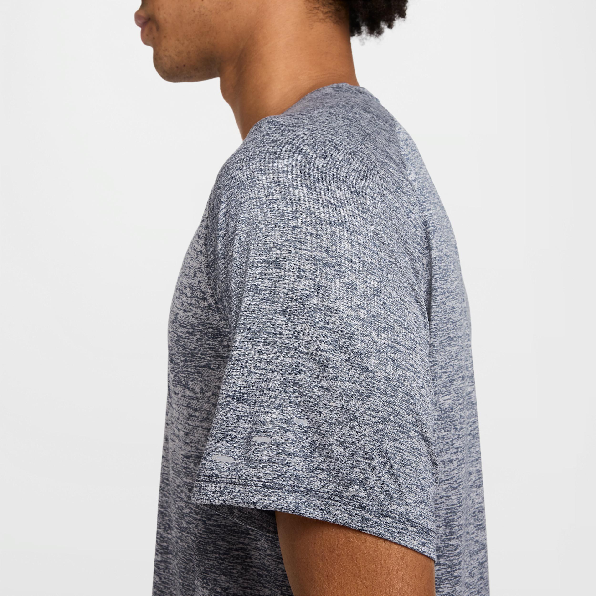 Nike Men's Stride Dri-FIT ADV Short-Sleeve Running Top Product Image