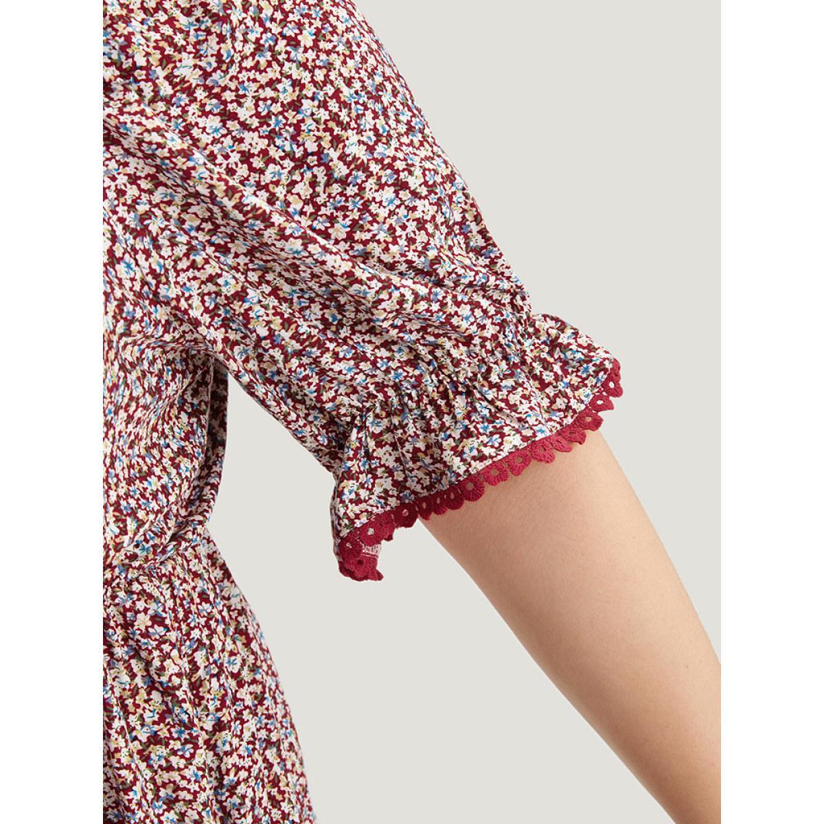 Plus Size Scarlet Ditsy Floral Ruched V Neck Lace Patchwork Blouse Women Elegant Half Sleeve V-neck Dailywear Blouses BloomChic 28/5X Product Image