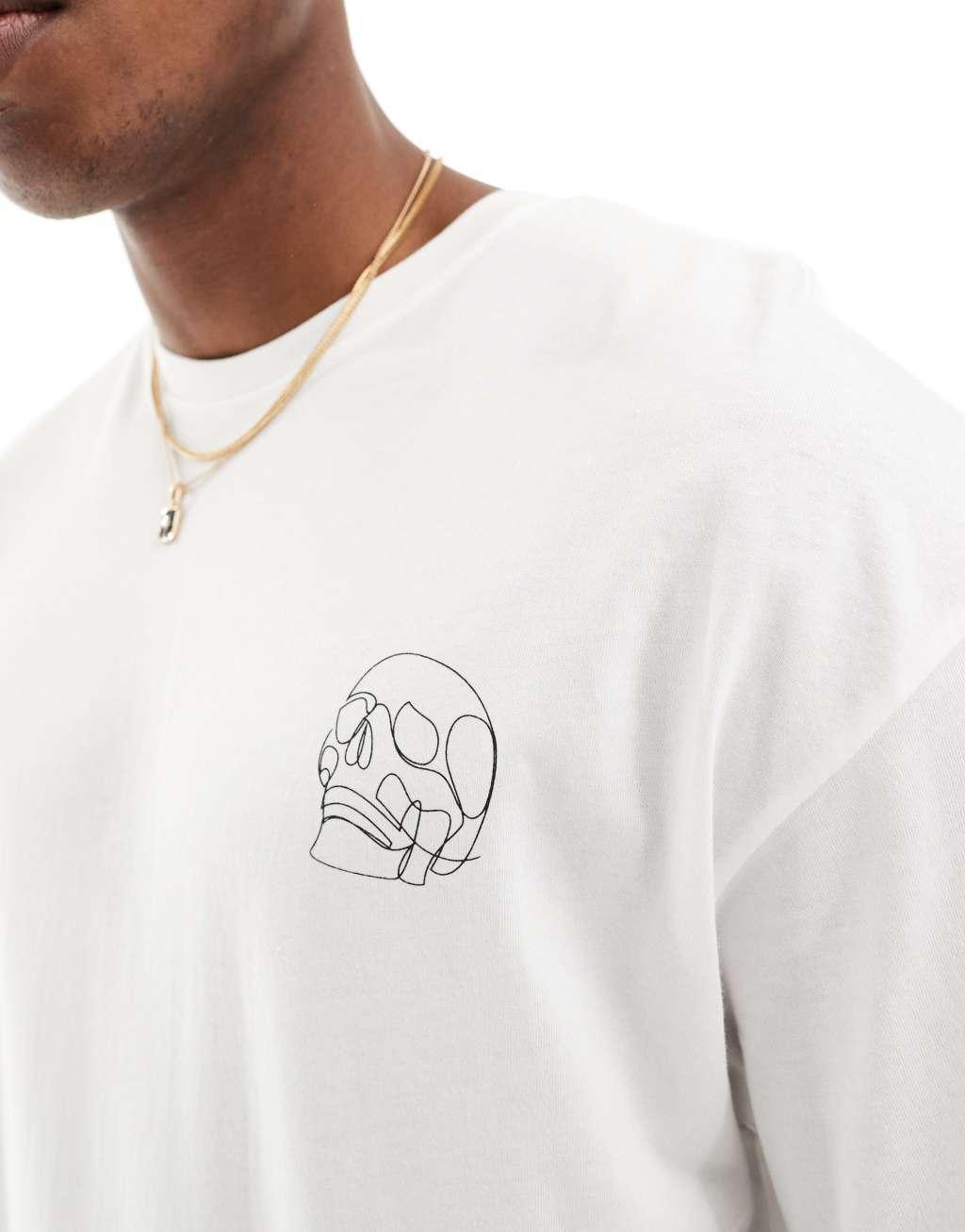 Jack & Jones oversized t-shirt with skull head in white Product Image