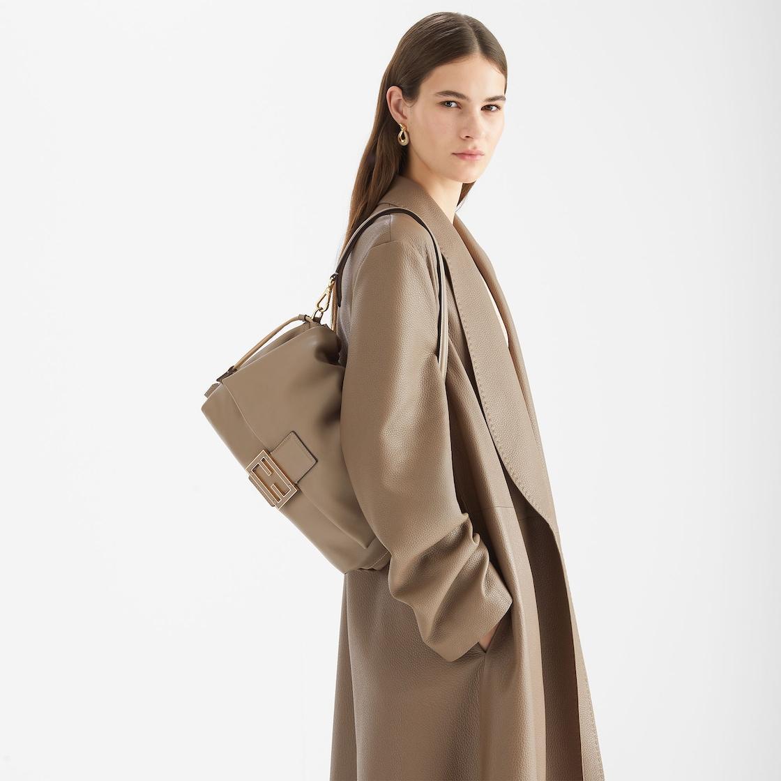 Mamma Baguette LargeDove gray nappa leather bag Product Image