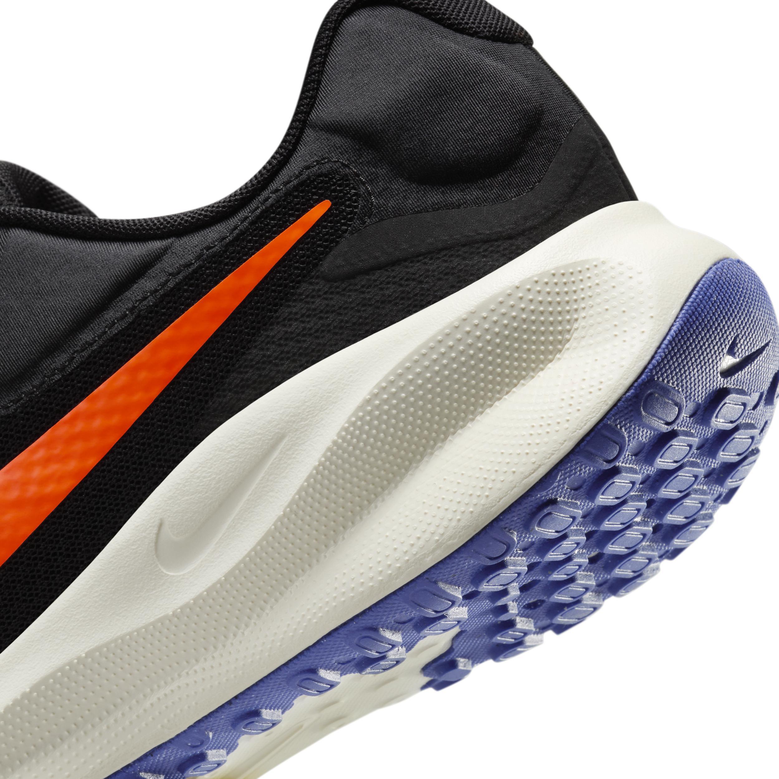 Nike Mens Revolution 7 Road Running Shoes (Extra Wide Width) Product Image