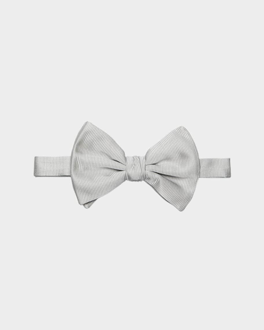 Mens Solid Silk Bow Tie Product Image