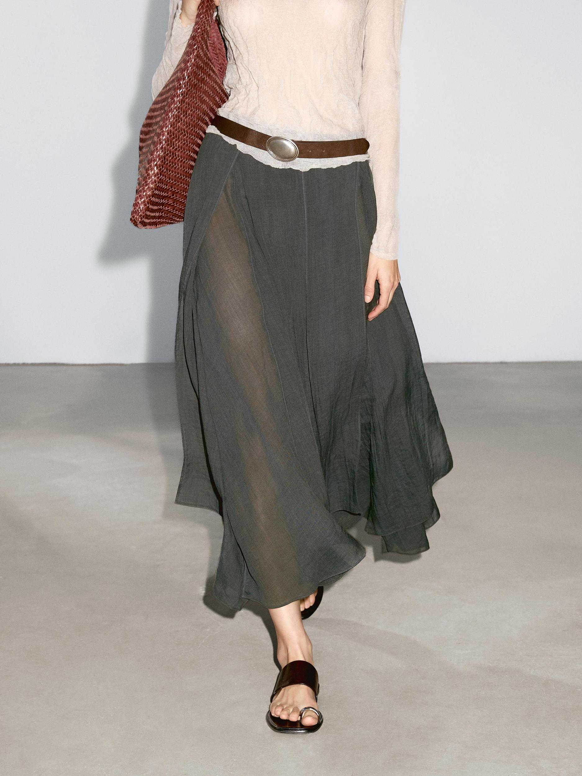 Long flowing skirt with ruffles Product Image