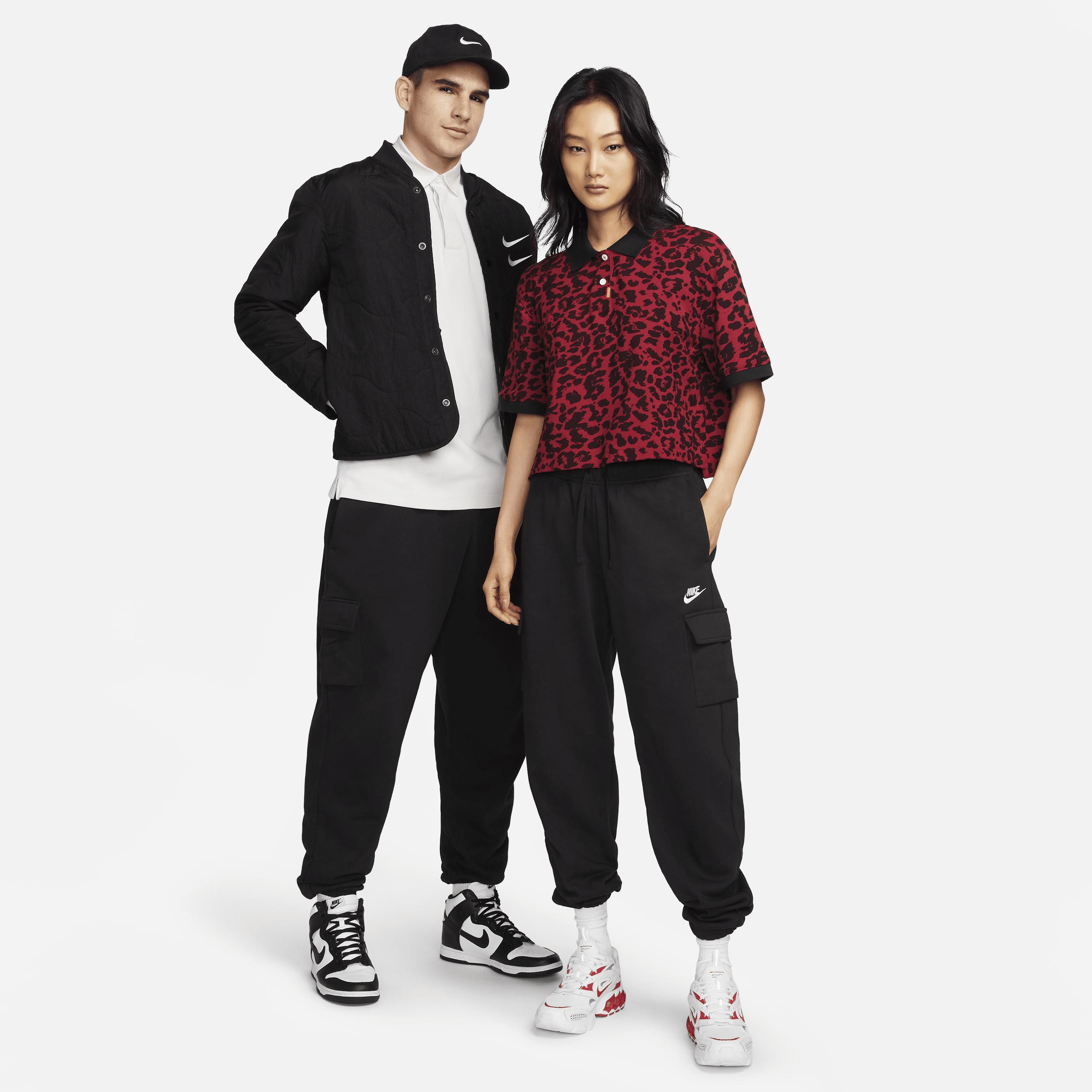 Women's Nike Sportswear Club Fleece Midrise Cargo Pants, Size: XL, Black Product Image