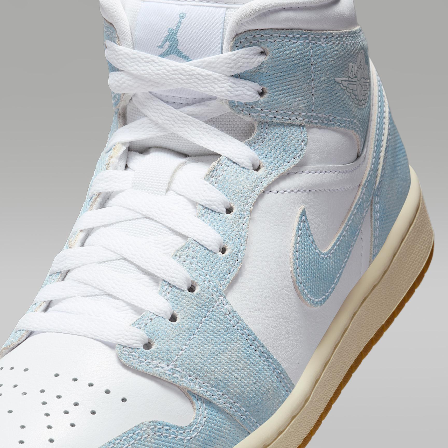 Air Jordan 1 Mid SE Women's Shoes Product Image