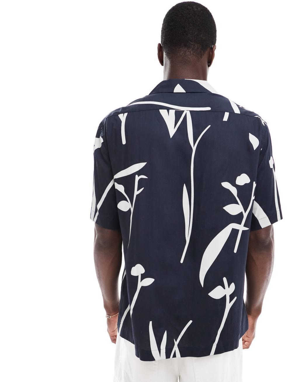 Selected Homme oversized camp collar shirt with leaf print in navy Product Image