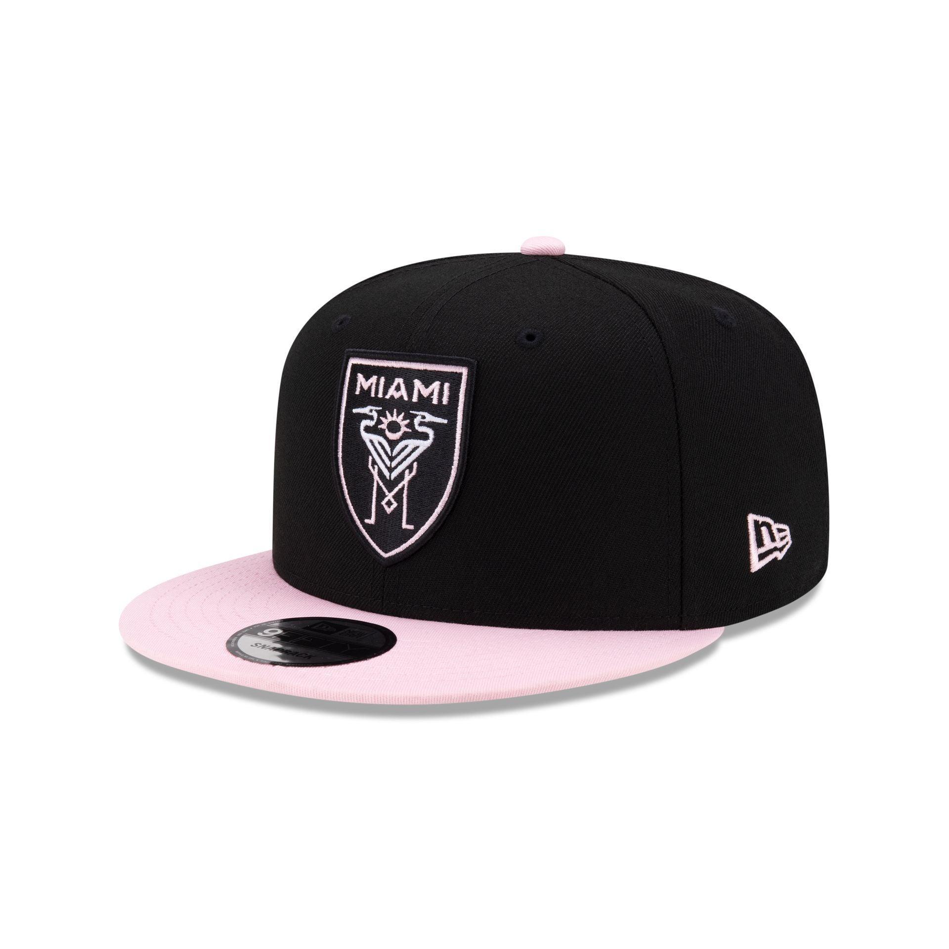 Philadelphia Eagles Circle Patch 9SEVENTY Stretch-Snap Hat Male Product Image