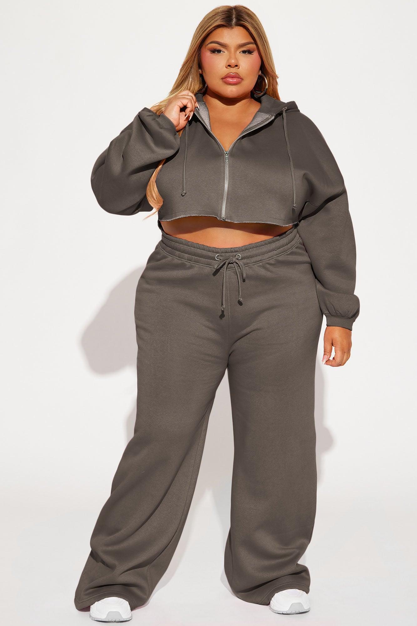 On The Go Fleece Pant Set - Chocolate Product Image