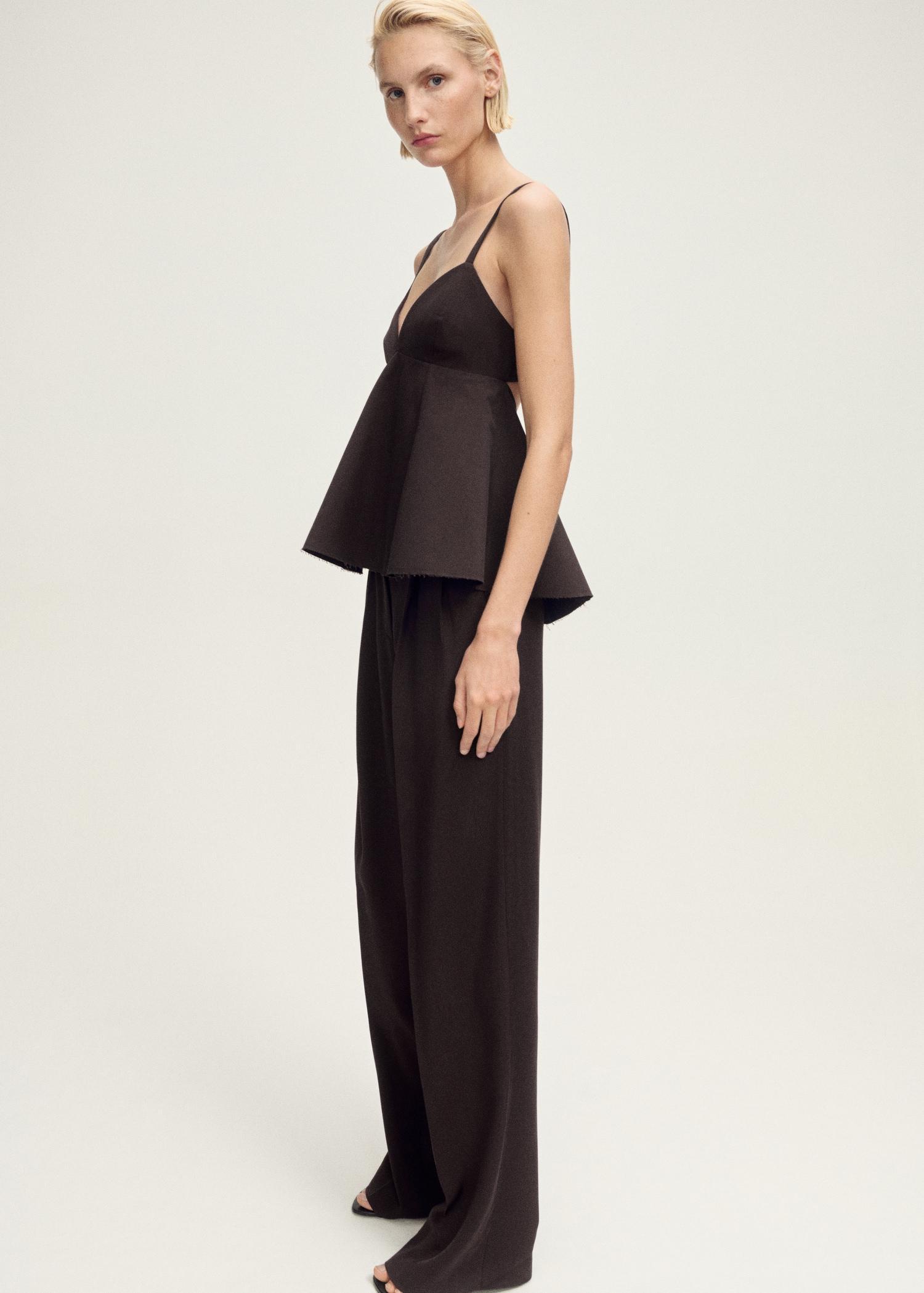 V-neck top with open back - Women | MANGO USA Product Image
