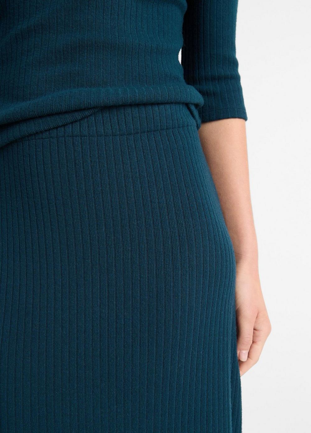 Ribbed Midi Skirt Product Image