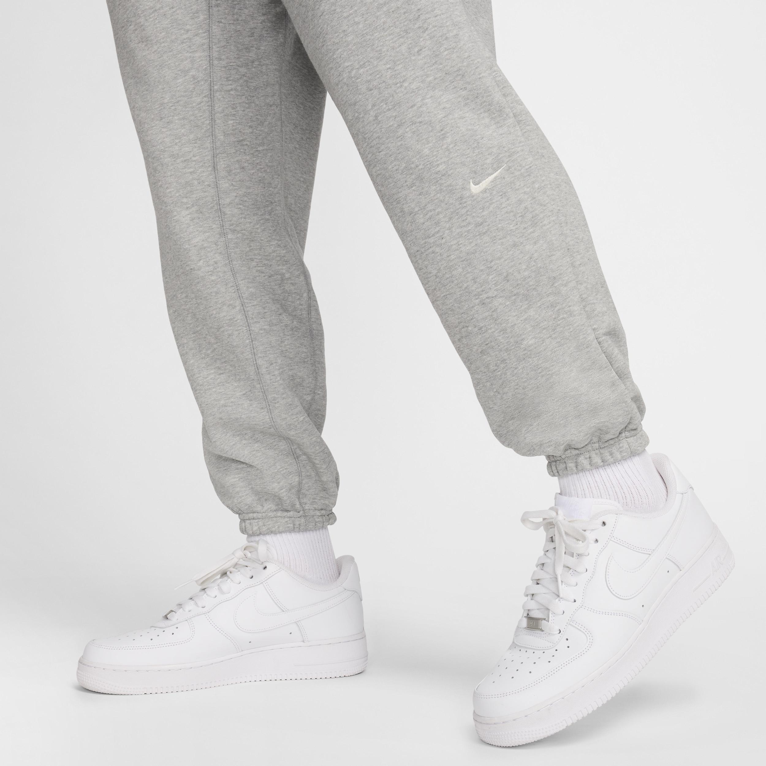 Nike Standard Issue Men's Dri-FIT Basketball Pants Product Image