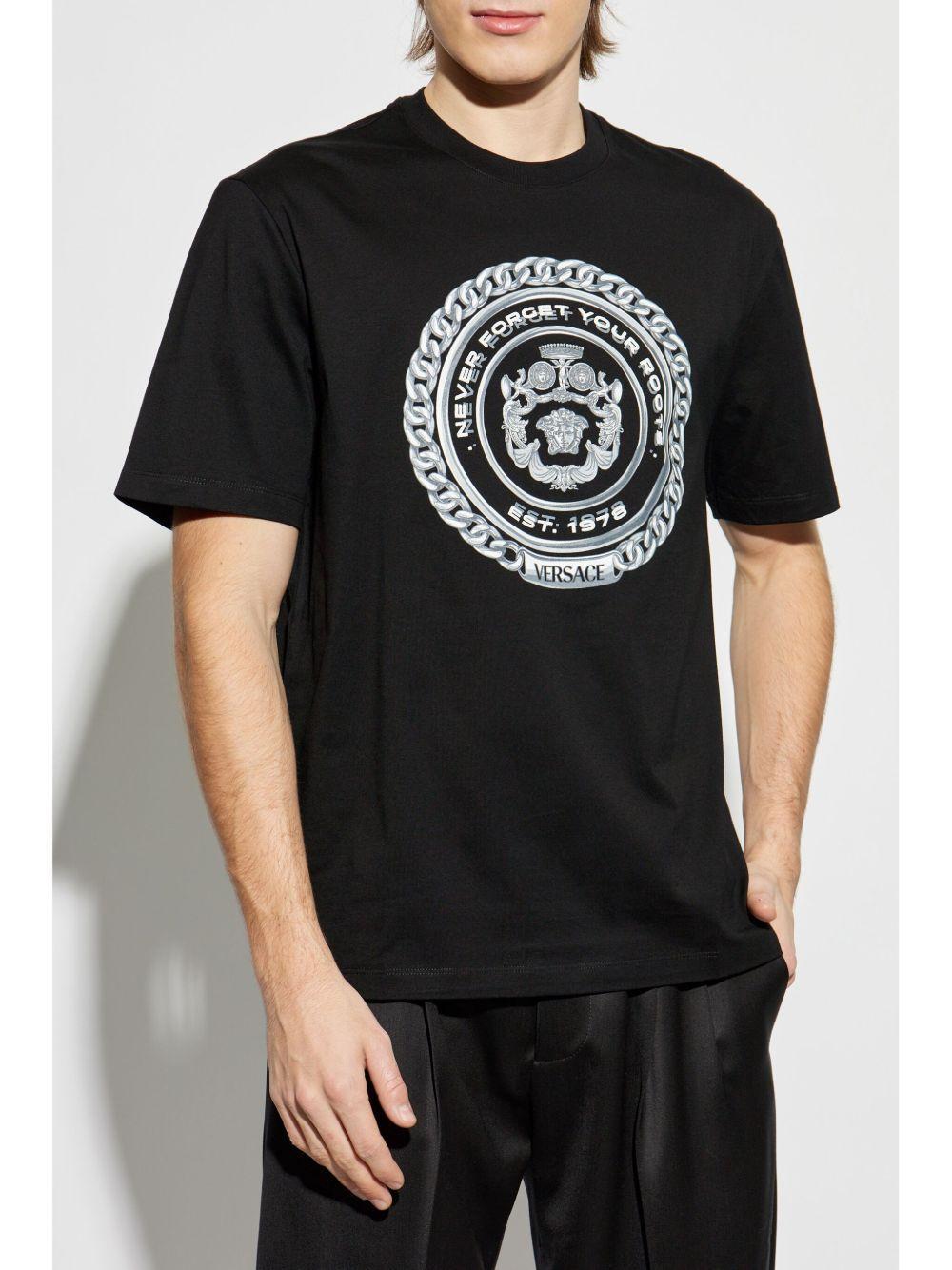 Chain Crest T-shirt Product Image