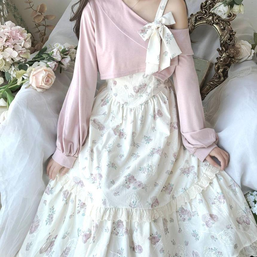 Set: Sleeveless Floral Print Bow Accent Midi A-Line Dress + Long-Sleeve Off-Shoulder Plain Asymmetrical Crop Top Product Image