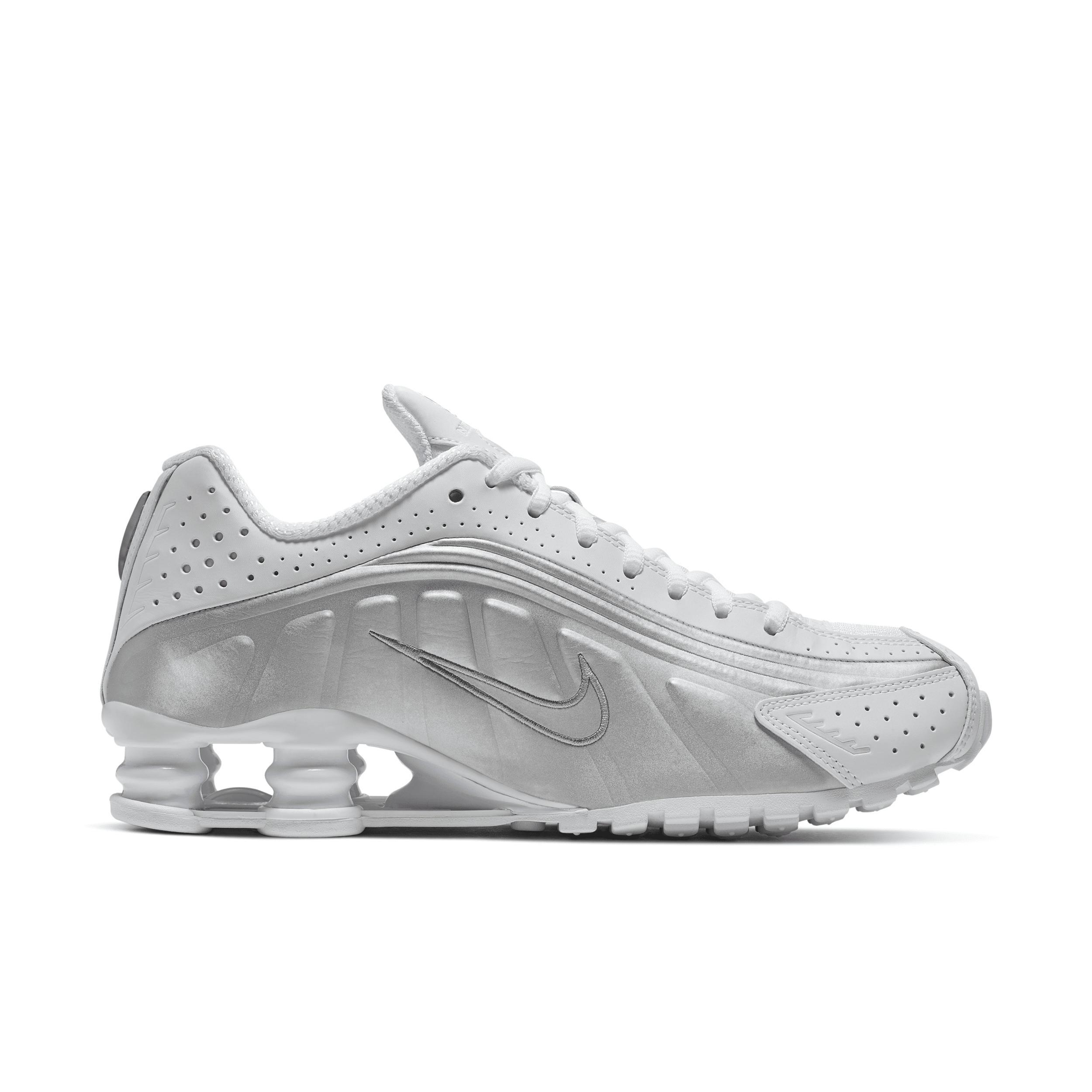 Nike Womens Shox R4 Casual Shoes Product Image