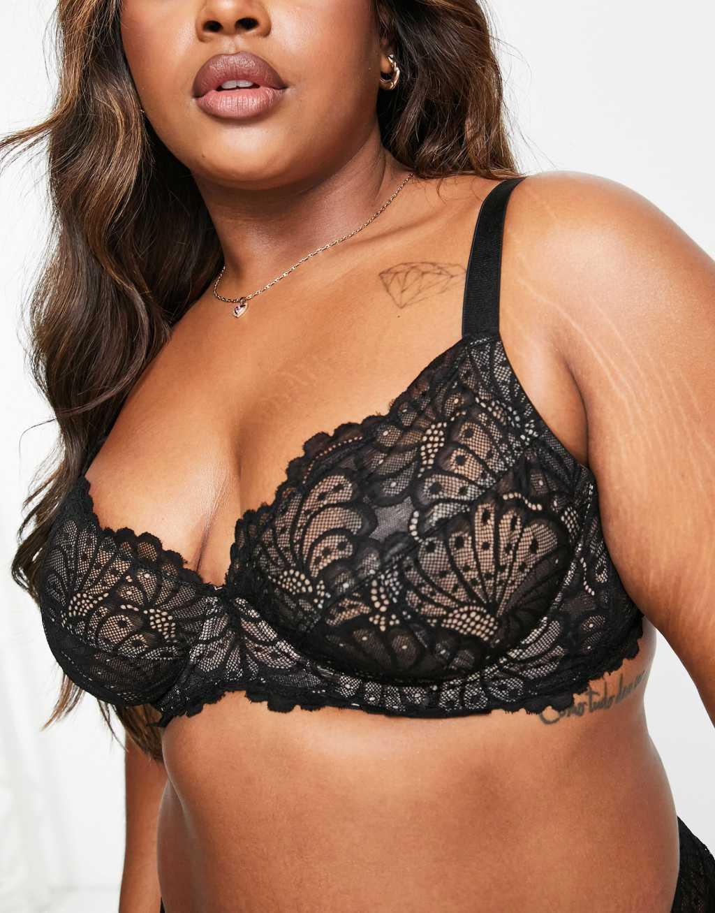 ASOS DESIGN Curve Sienna lace underwired plunge bra Product Image