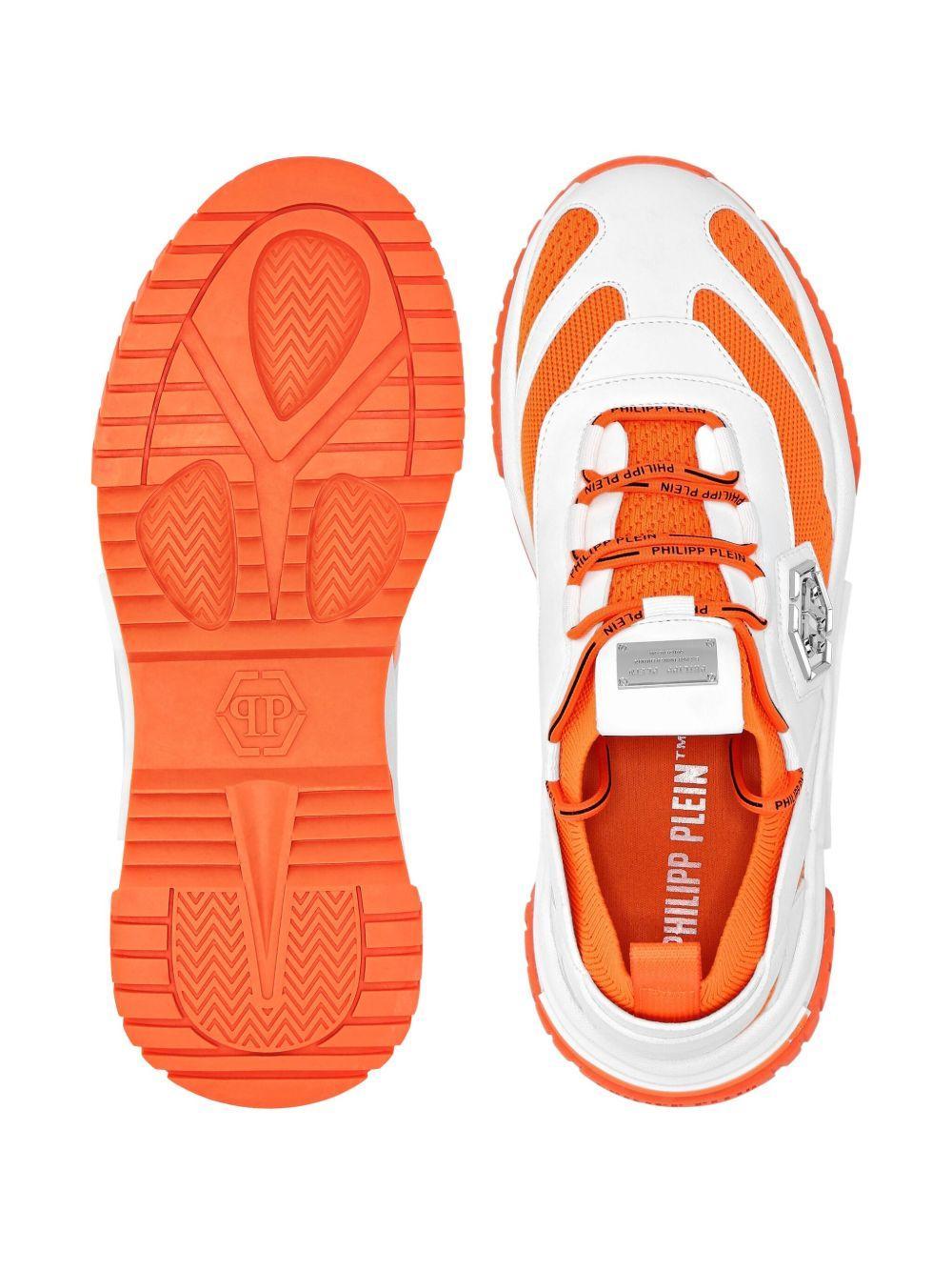 Predator sneakers Product Image