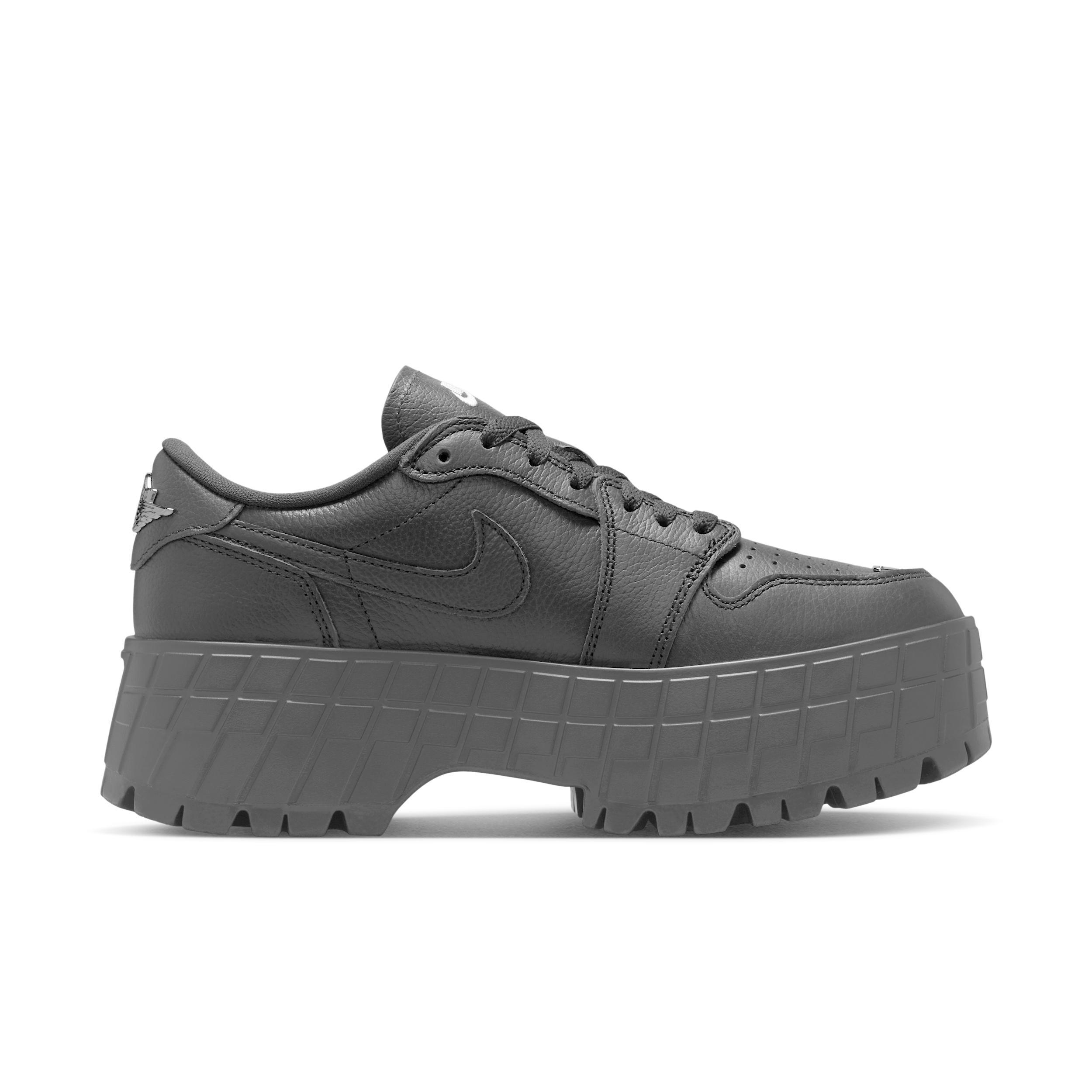 Women's Air Jordan 1 Brooklyn Low Shoes Product Image