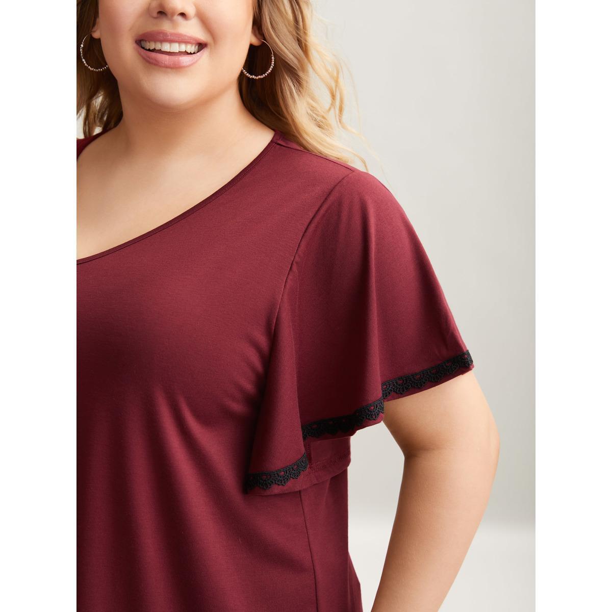 Plus Size Stretchy Color Contrast Flutter Sleeve T-Shirt Scarlet Women Elegant Woven ribbon&lace trim V-neck Everyday T-shirts BloomChic 28/5X Product Image