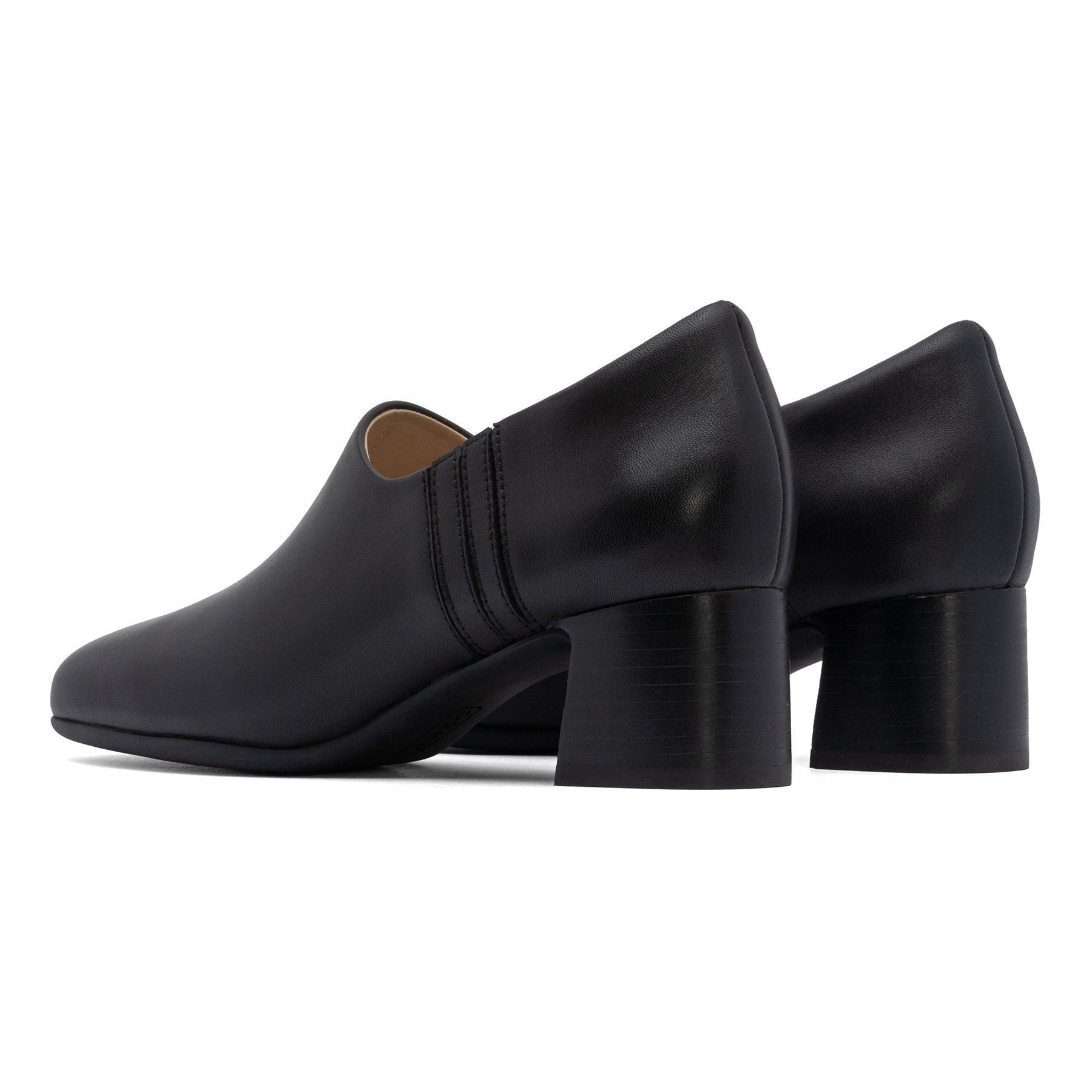 Avenue Slip On Product Image