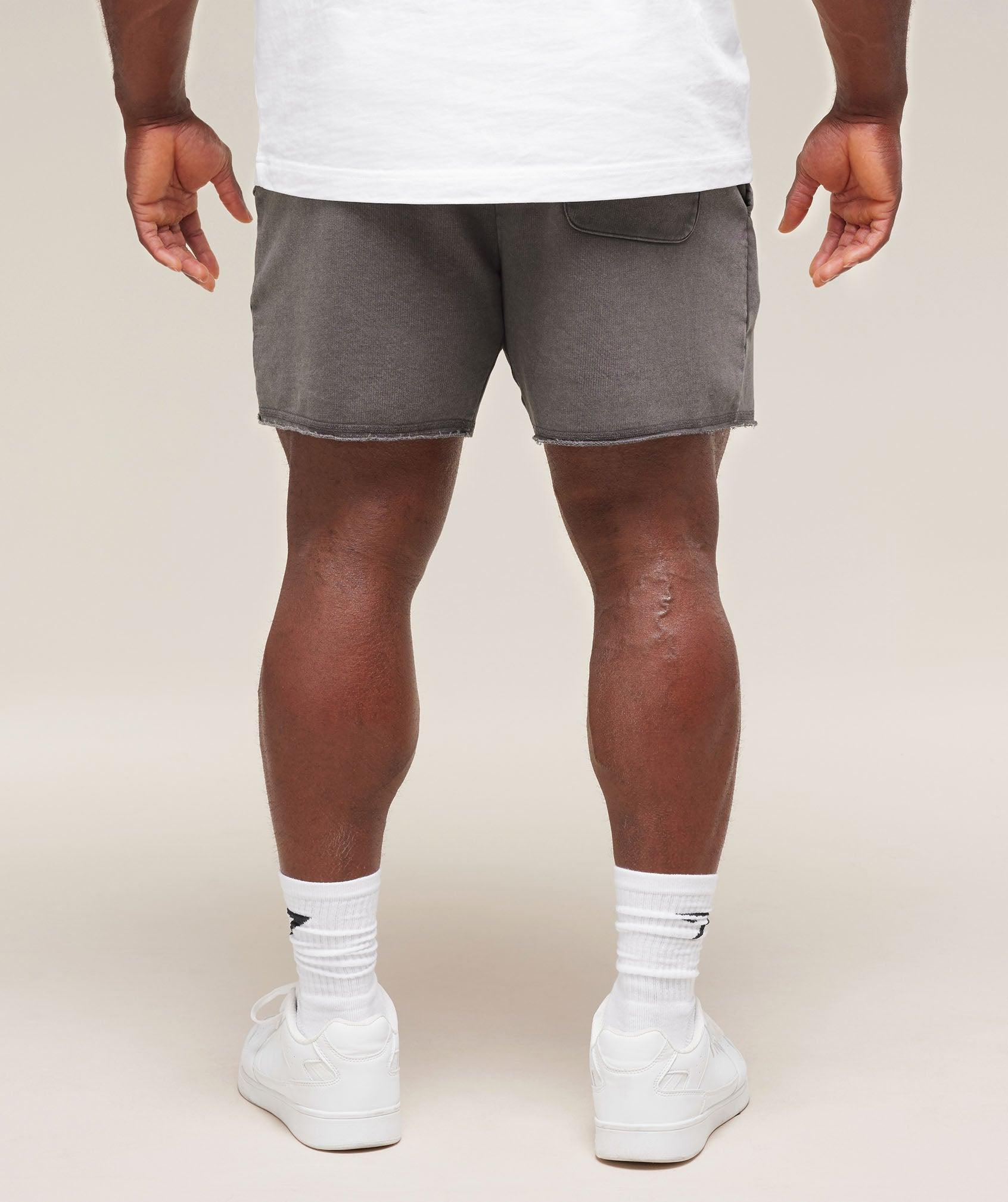 Gymshark Heritage 5" Shorts - Onyx Grey Male Product Image